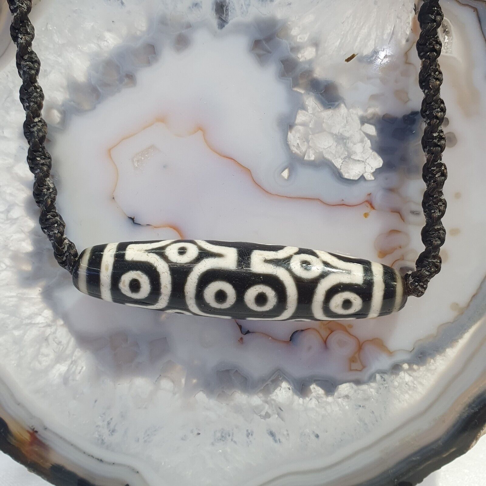 Vintage Old Tibetan 12 Eyes Agate stone Dzi Bead Amulet with 18" wax thread S1