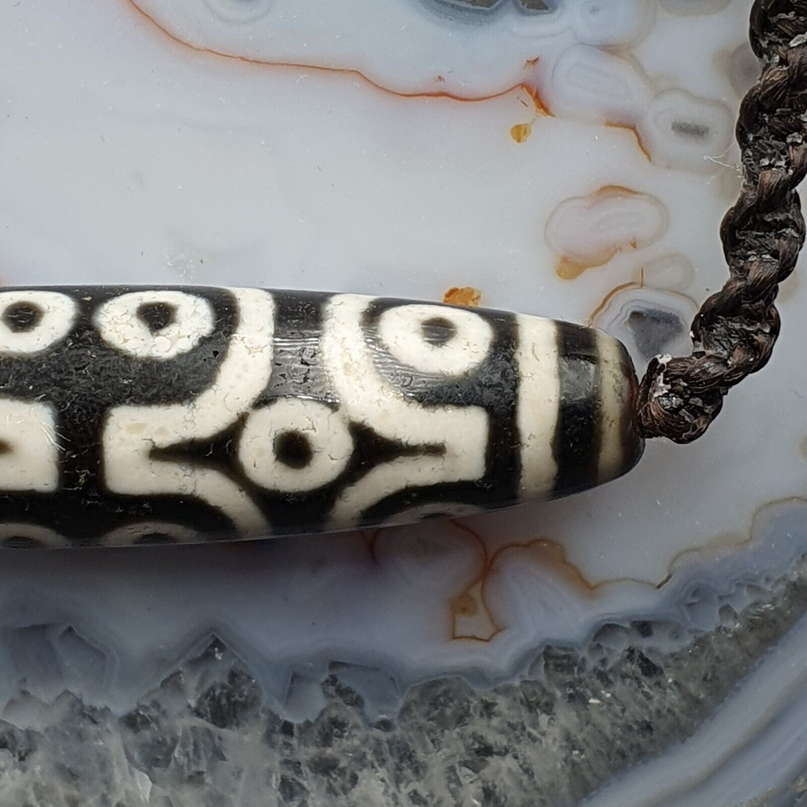 Vintage Old Tibetan 12 Eyes Agate stone Dzi Bead Amulet with 18" wax thread S1