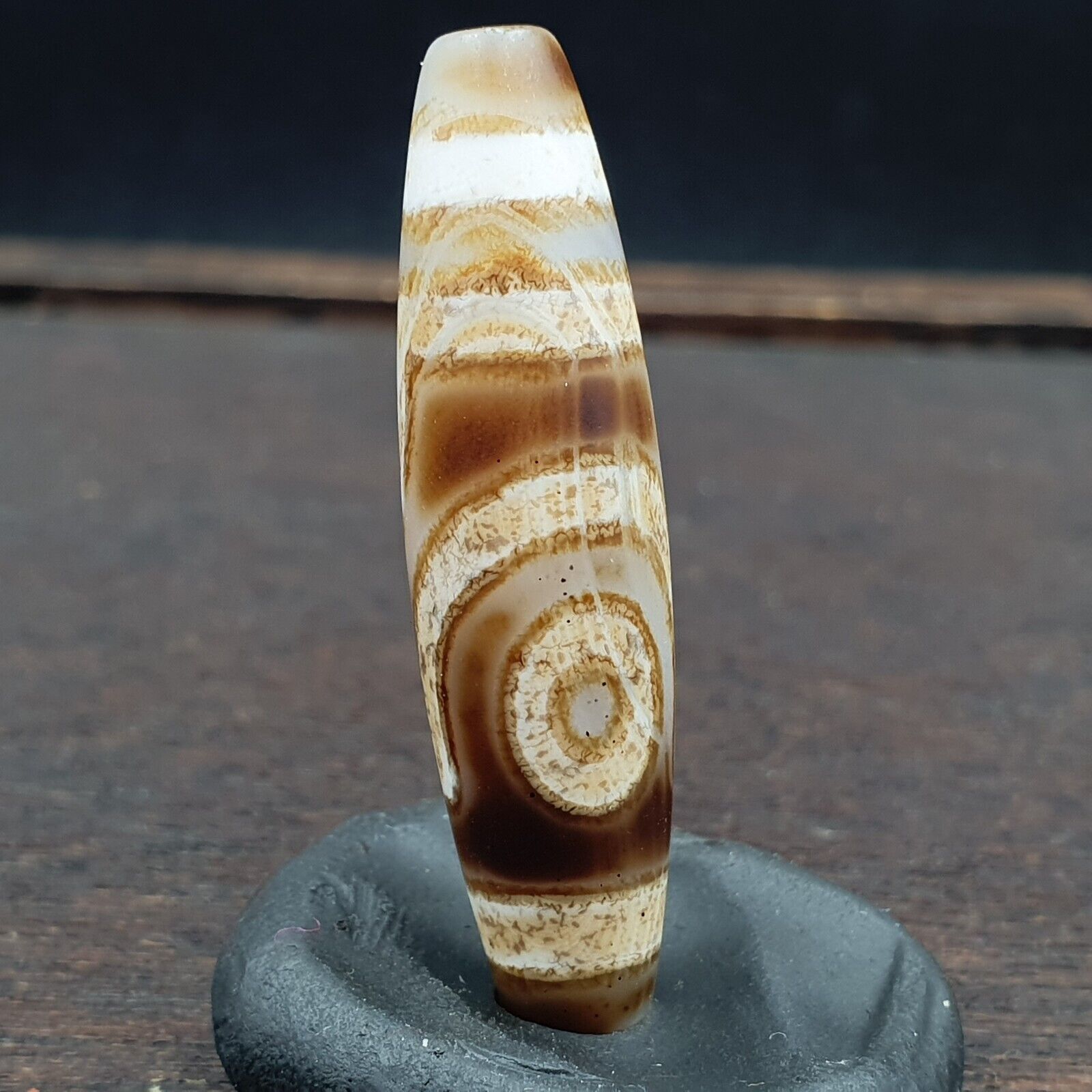 Vintage Eye BEAD Tibetan dzi bead old amulet Agate Tibet gzi pendant