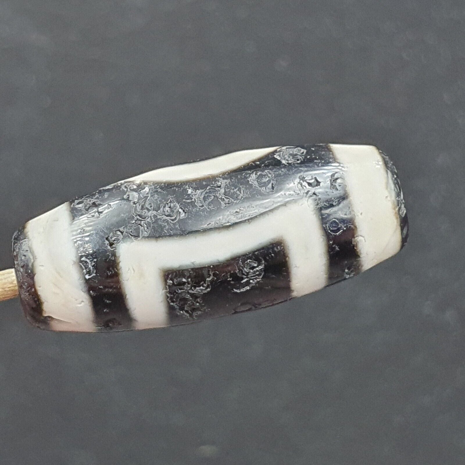 Old Indo Tibetan Agate 2 Eyes lines Agate stone Dzi Bead Amulet