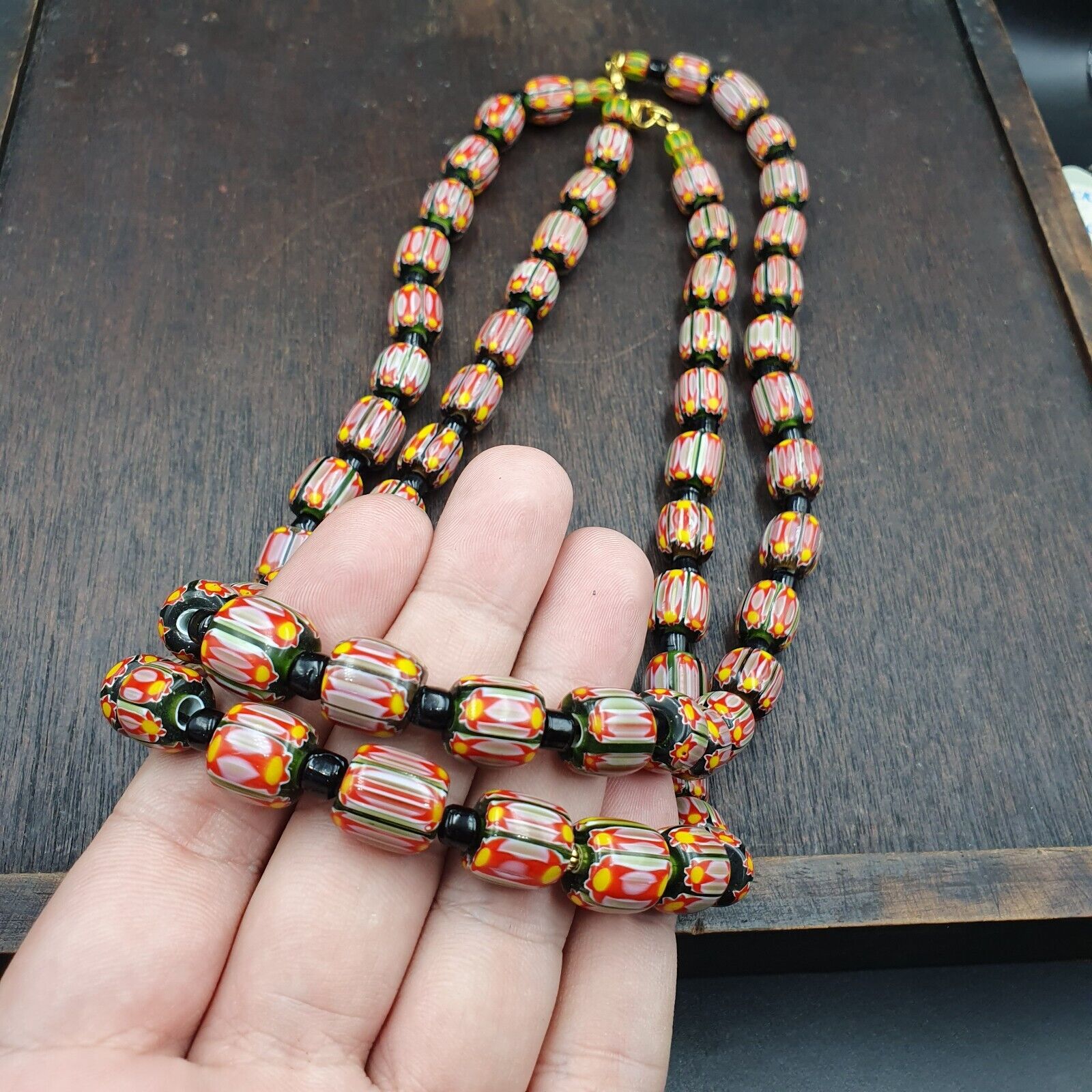 Vintage Very unique Pattern Glass Beads Necklace WDK-2