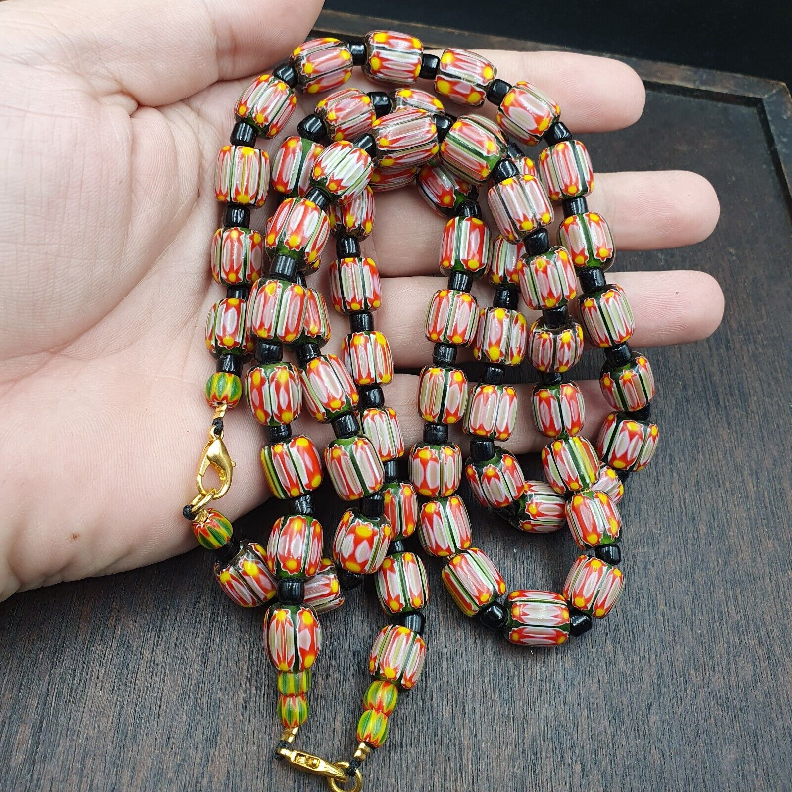 Vintage Very unique Pattern Glass Beads Necklace WDK-2