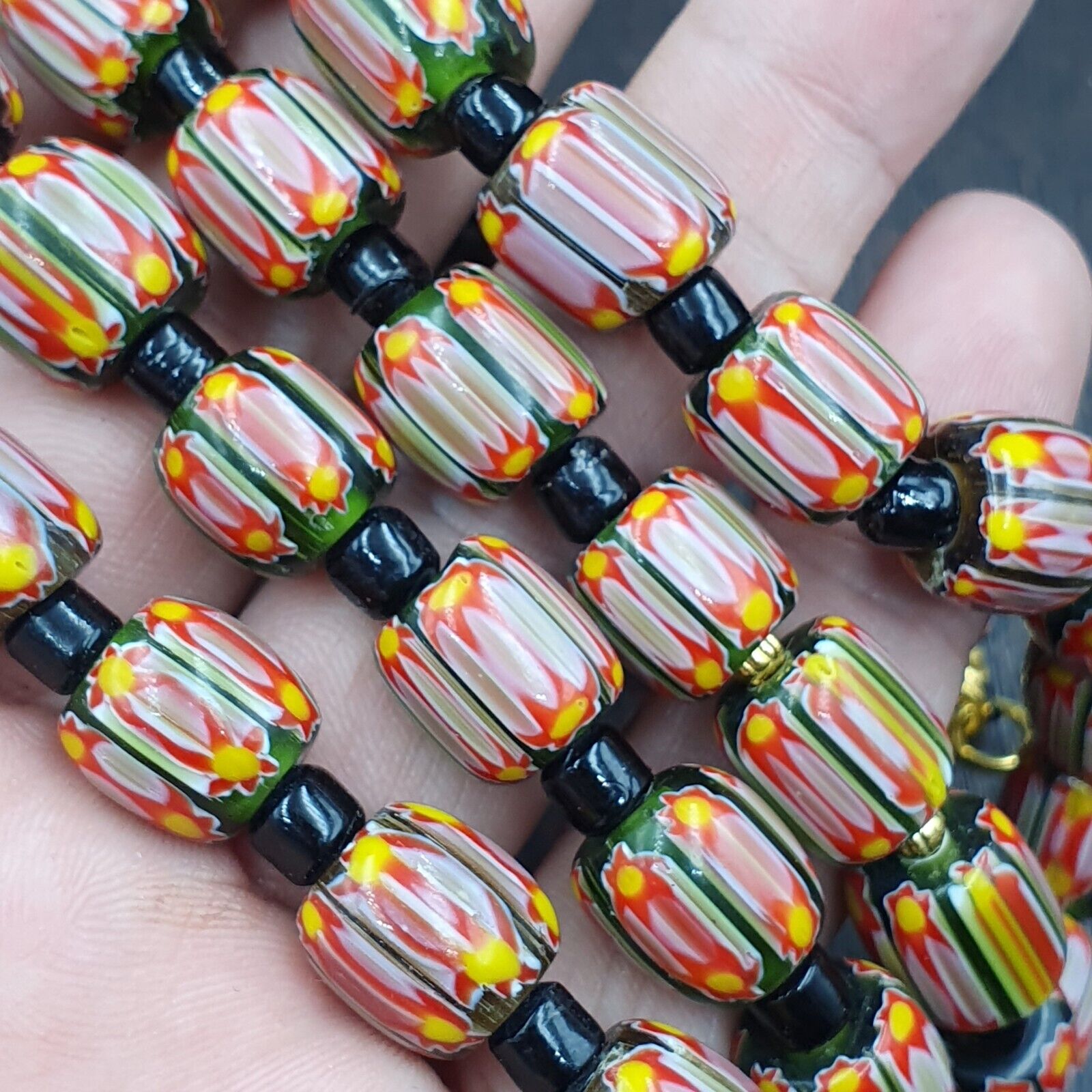 Vintage Very unique Pattern Glass Beads Necklace WDK-2