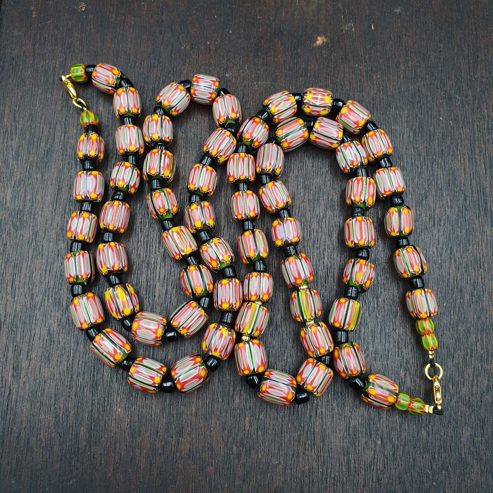 Vintage Very unique Pattern Glass Beads Necklace WDK-2