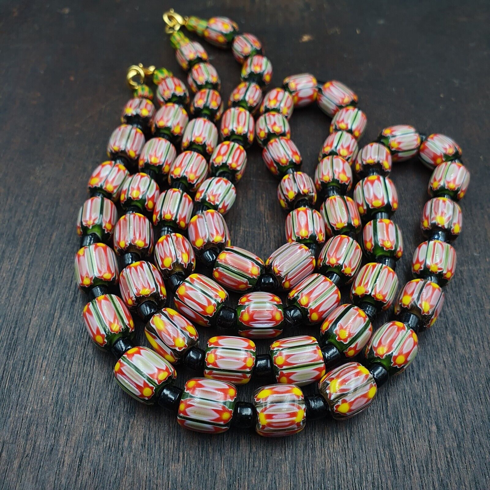 Vintage Very unique Pattern Glass Beads Necklace WDK-2