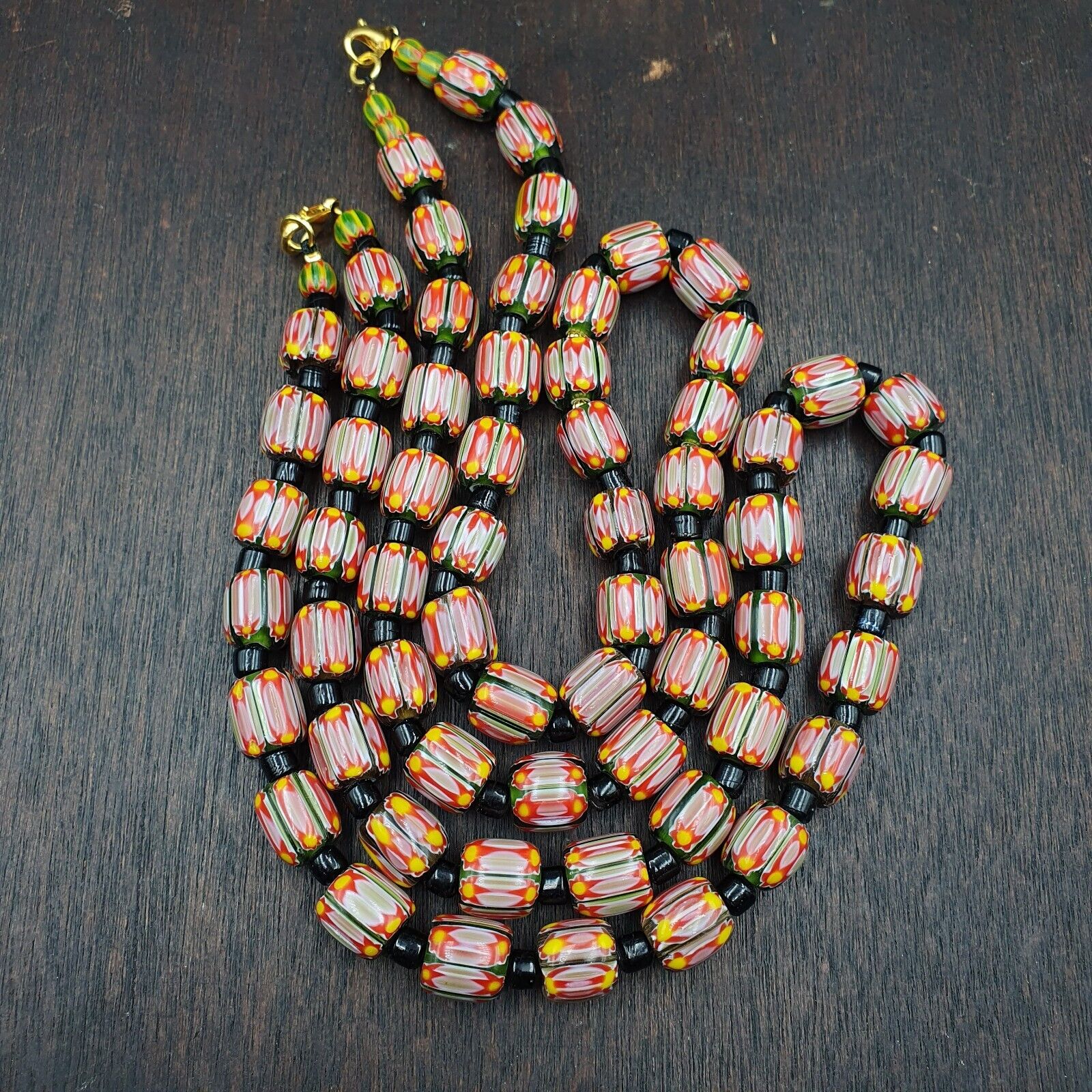 Vintage Very unique Pattern Glass Beads Necklace WDK-2