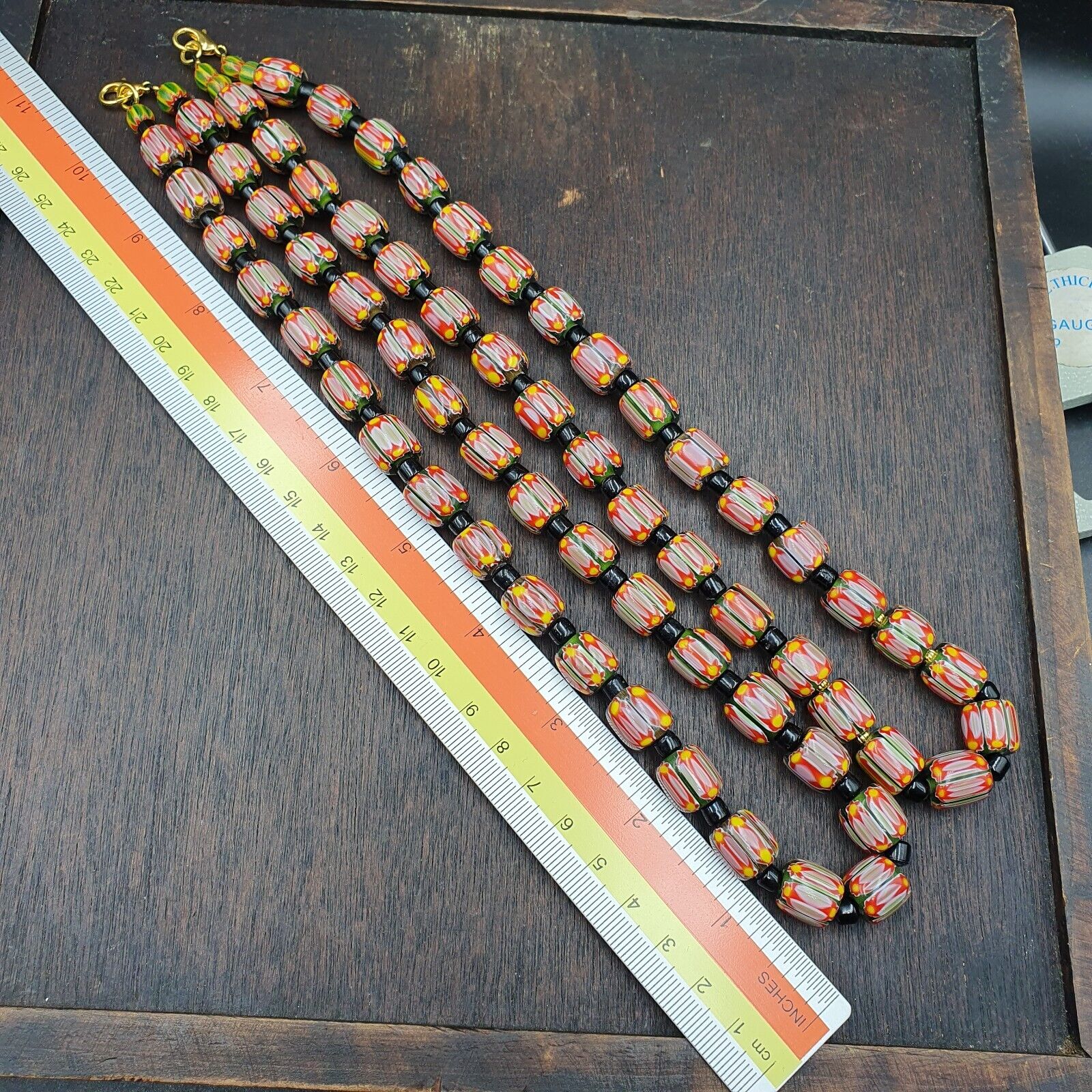 Vintage Very unique Pattern Glass Beads Necklace WDK-2