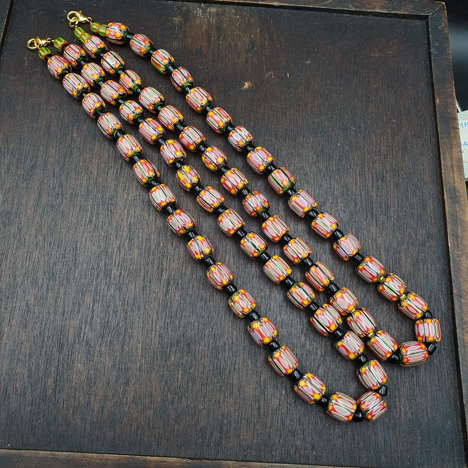 Vintage Very unique Pattern Glass Beads Necklace WDK-2