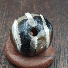 Antique Tibetan Etched Agate Bead: A Rare Gem from the Past 20mm