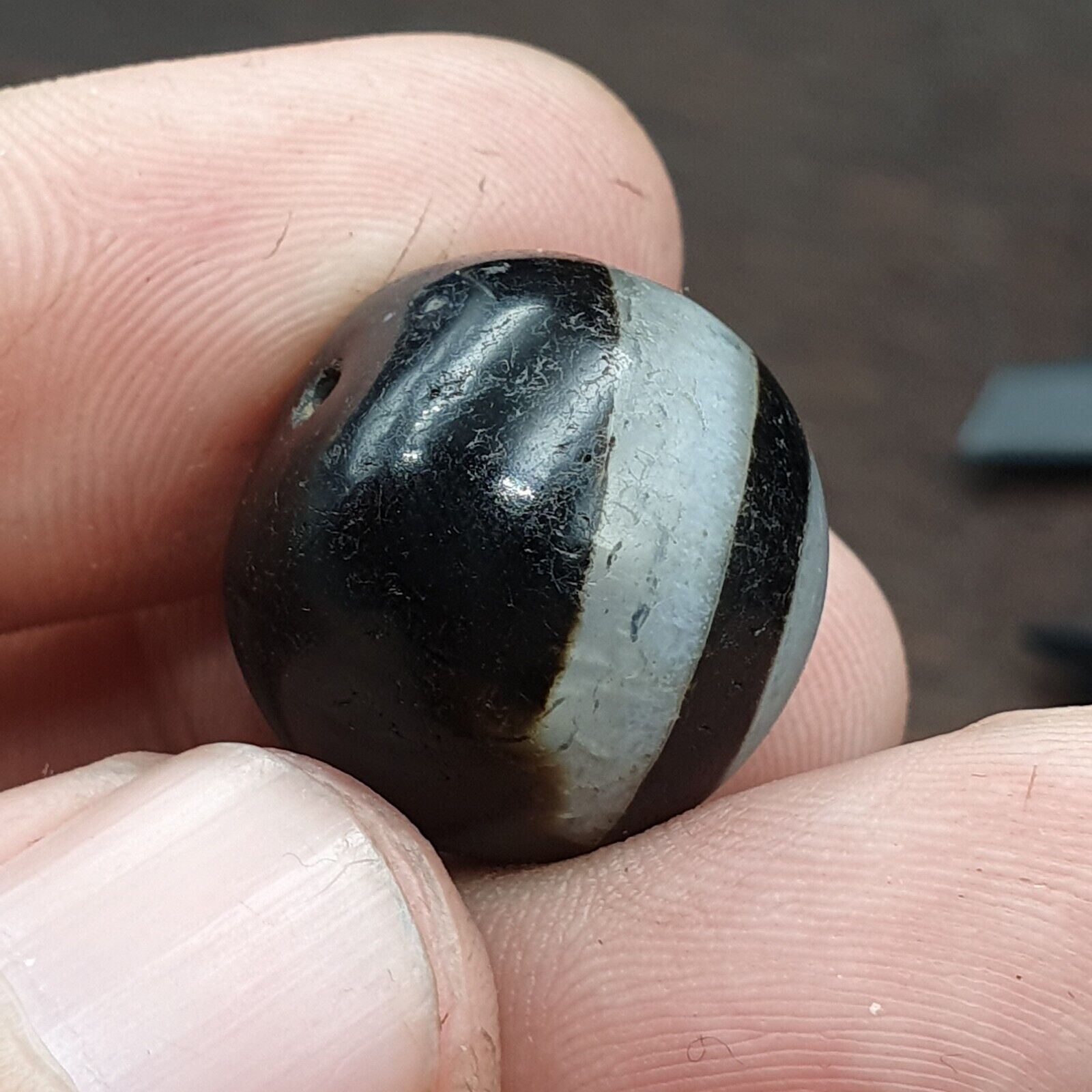 Antique Tibetan Agate Bead: A Rare Gem from the Past 19 x18 mm ET-3