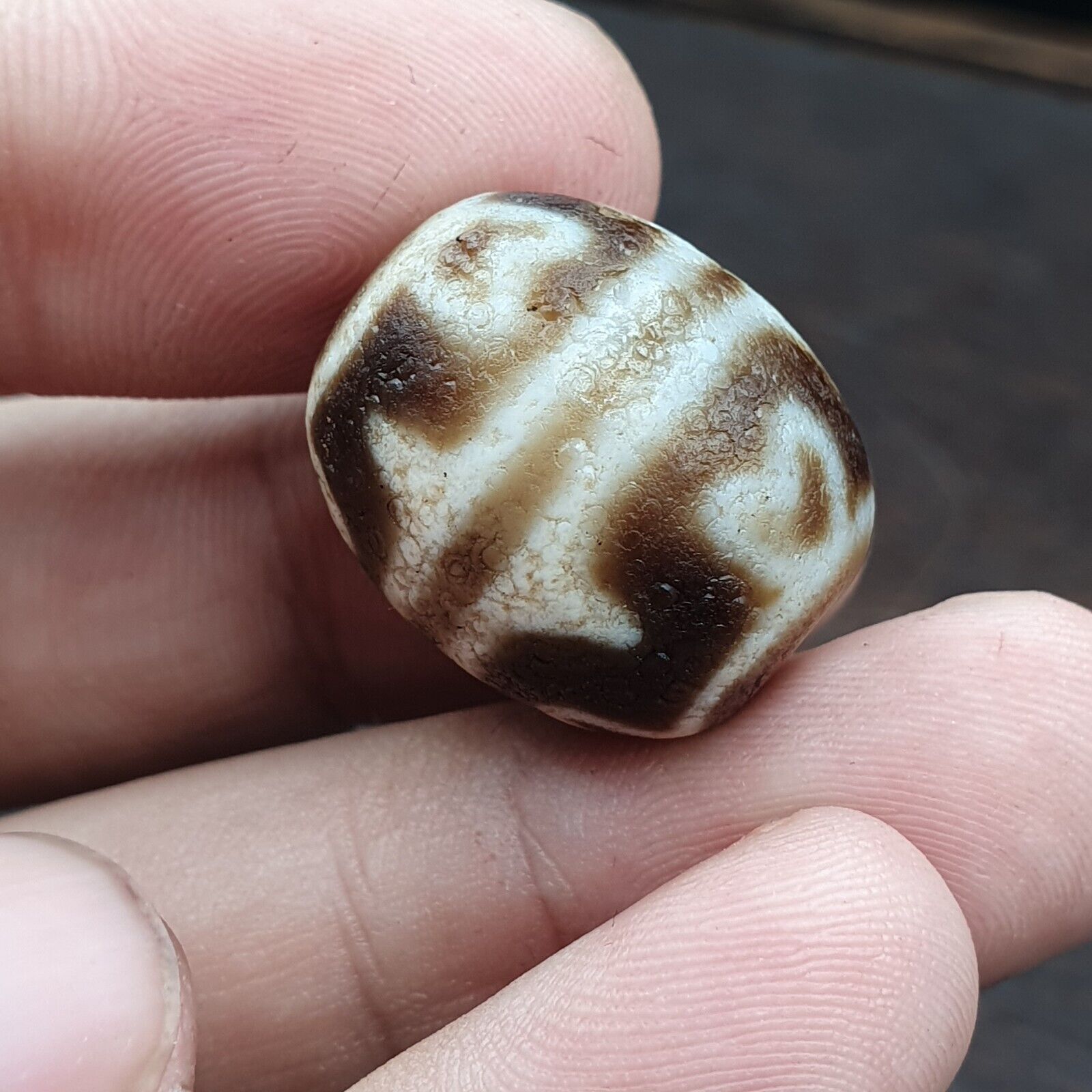 High Quality Antique Tibetan rare Pattern Agate stone Dzi Bead Amulet