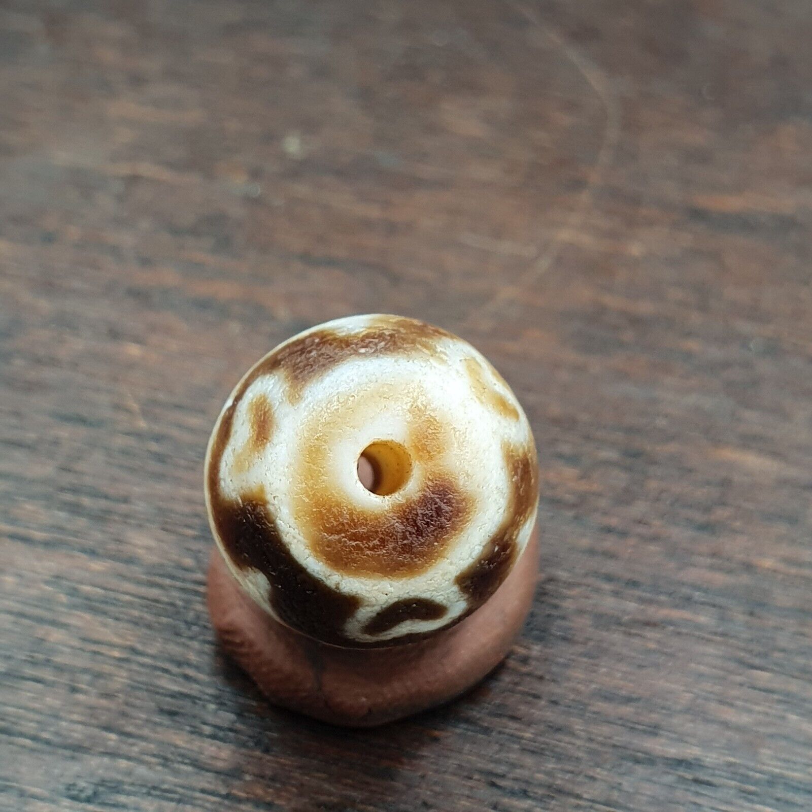 High Quality Antique Tibetan rare Pattern Agate stone Dzi Bead Amulet