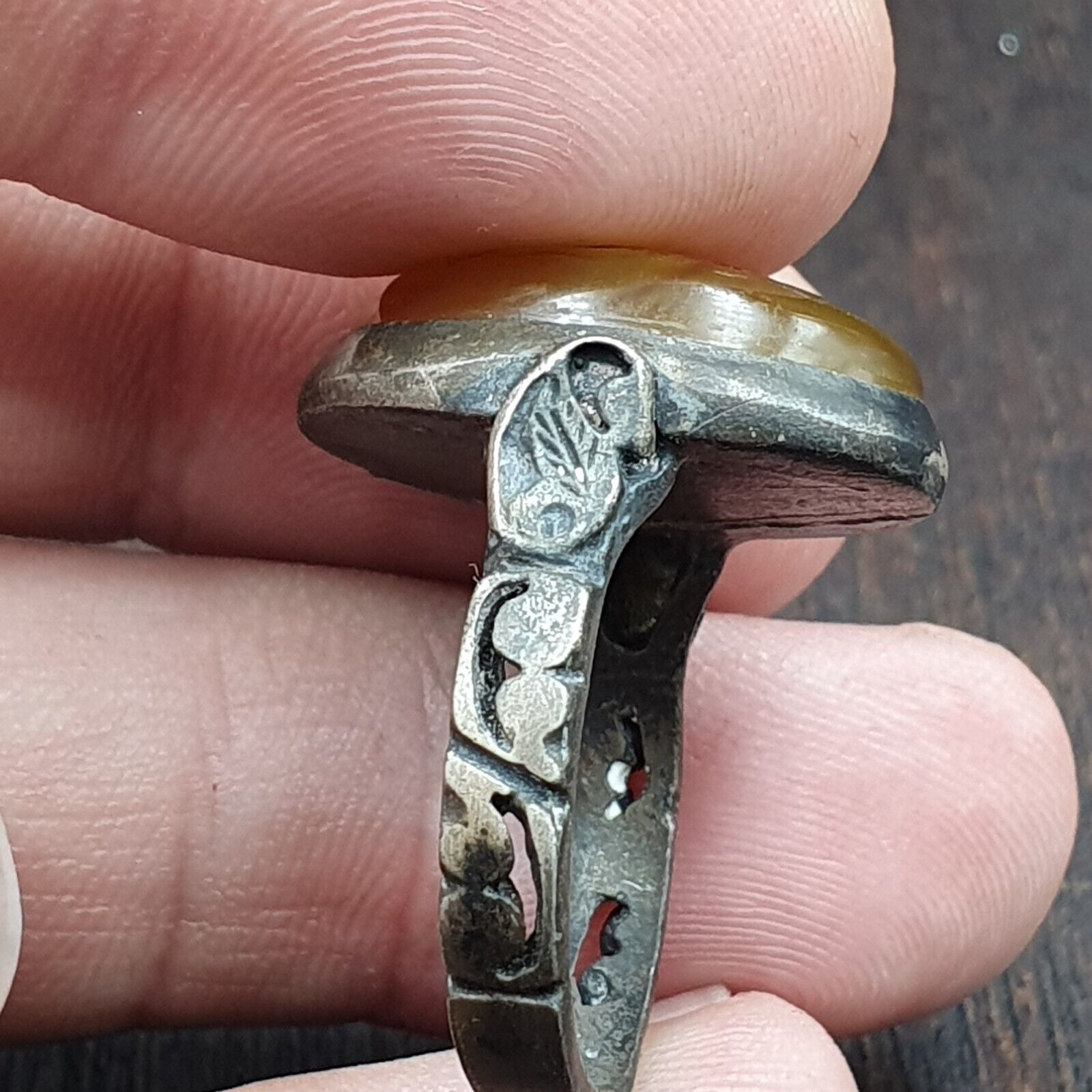 Antique Islamic Yellow Carving Agate Stone 925 Sterling Silver Ring