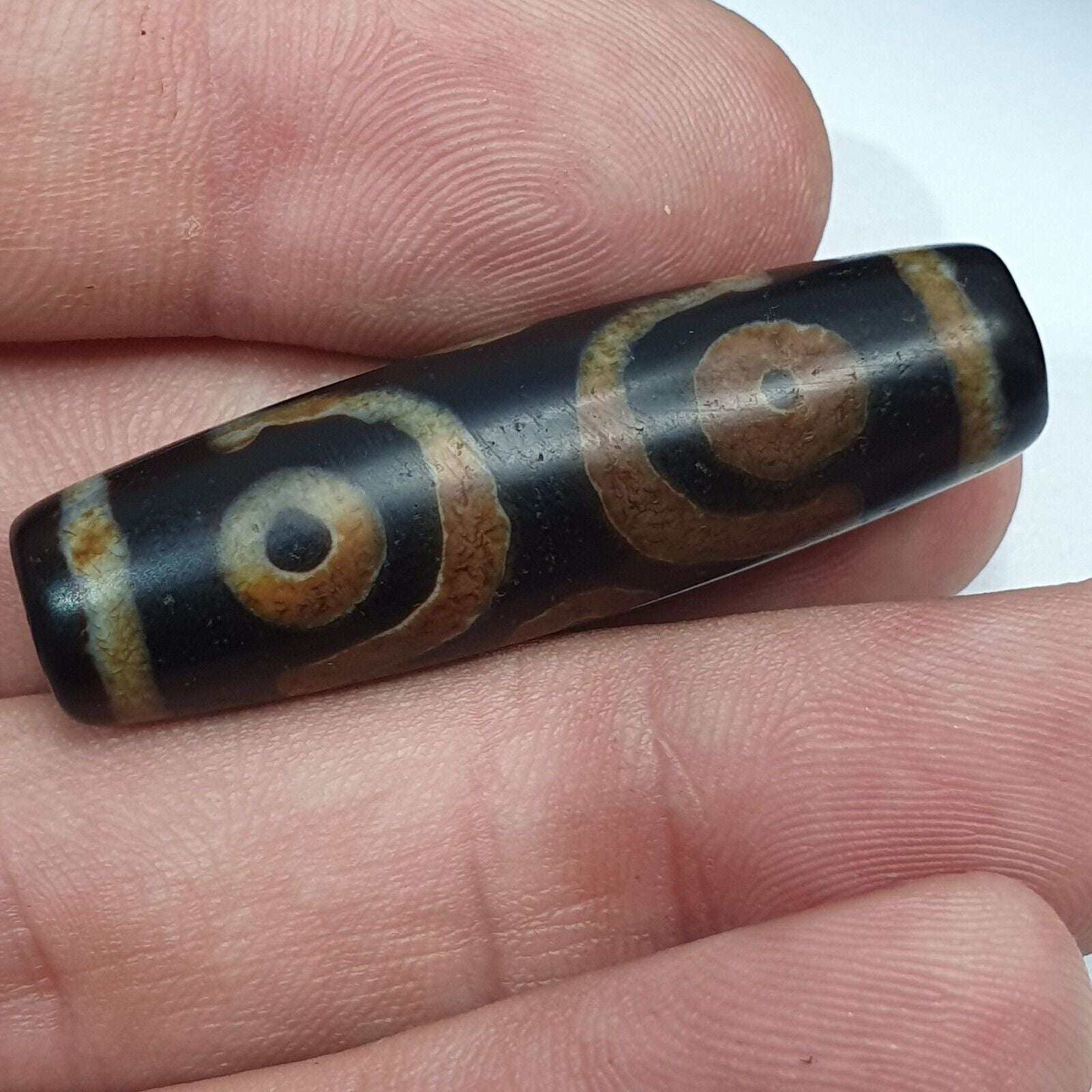 Old Tibetan Himalayan 8 eyes in eye Dzi Bead Amulet circle and Square Eyes