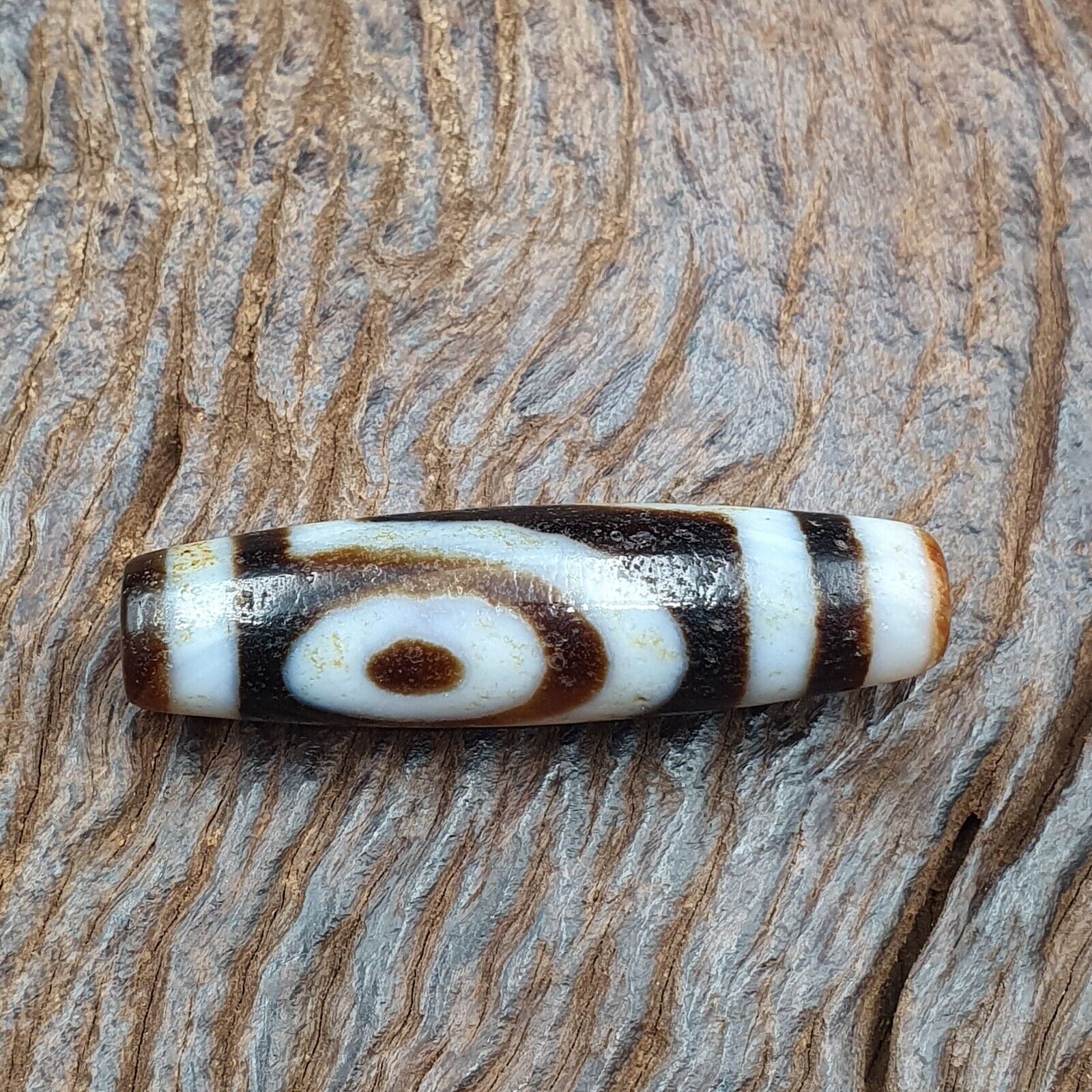 Himalayan Indo Tibetan Agate 2 eyes Lines Bead unique Patterns Dzi Amulet