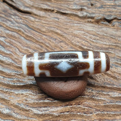 Old Tibetan Himalayan Diamond Eyes Agate stone Dzi Bead Amulet CT-4