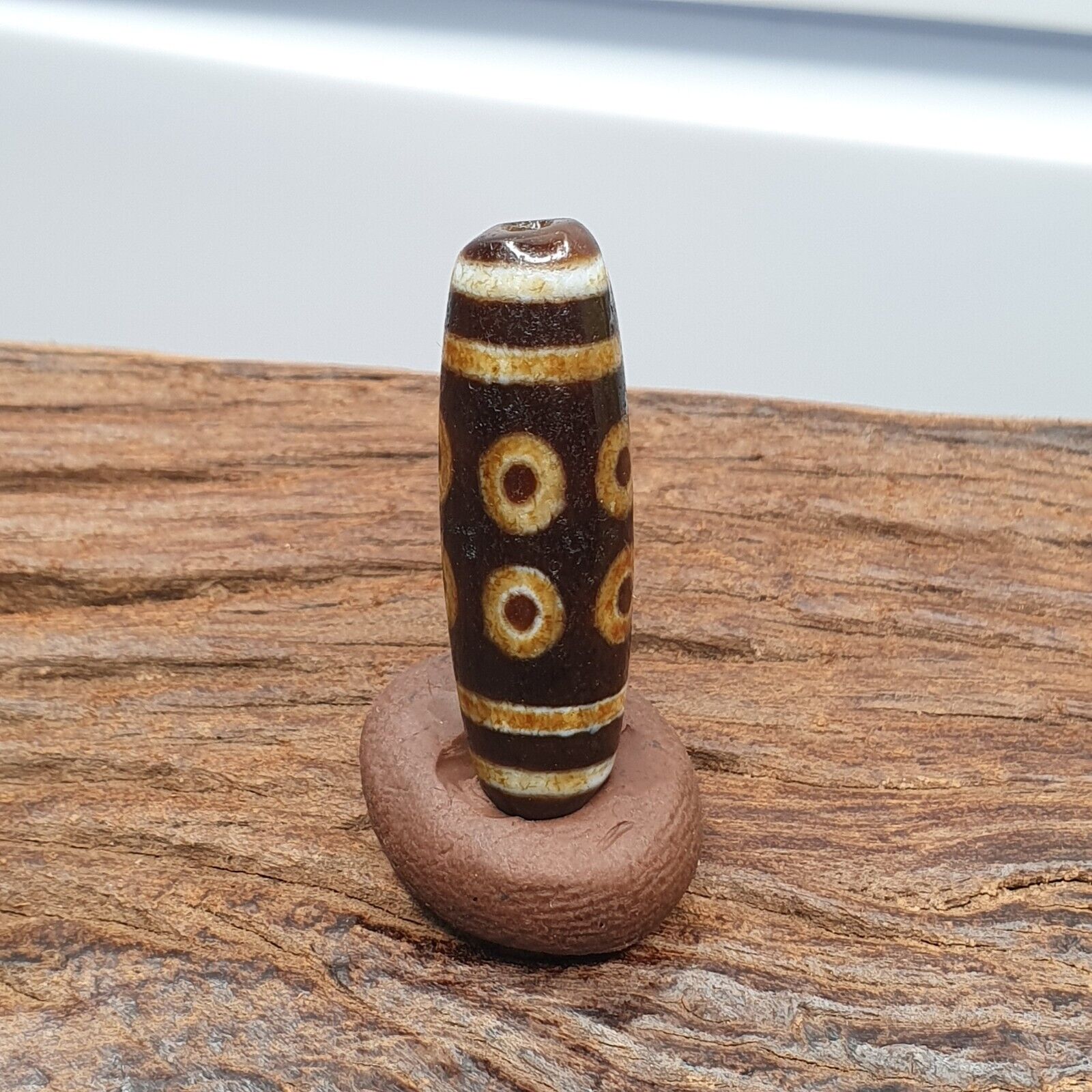 Old Tibetan Himalayan 8 Eyes 4 Stripes Agate stone Dzi Bead Amulet CT-5