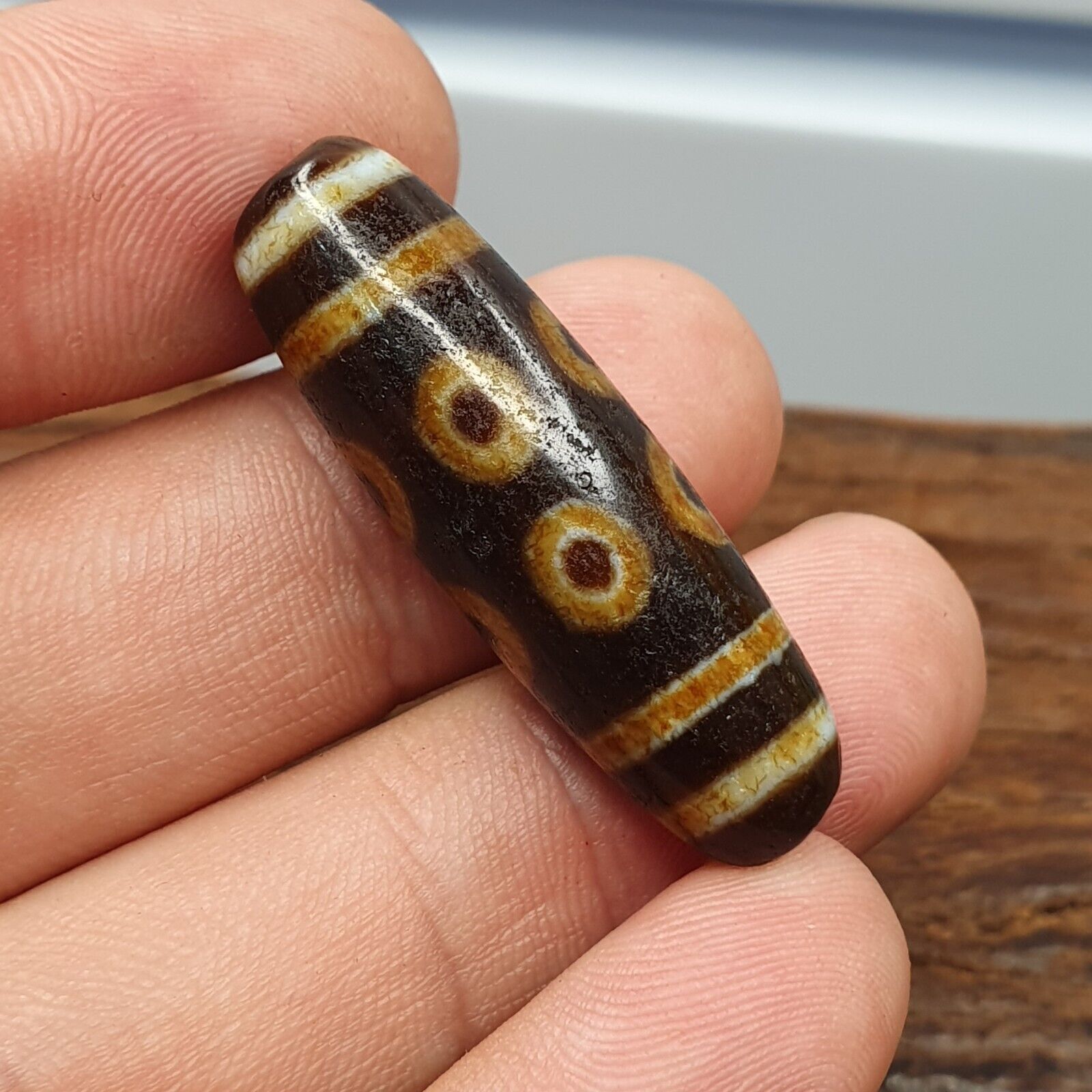 Old Tibetan Himalayan 8 Eyes 4 Stripes Agate stone Dzi Bead Amulet CT-5