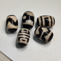 Lot 5 Powerful Unique patterns  Tibetan Agate Dzi Bead Amulet 129
