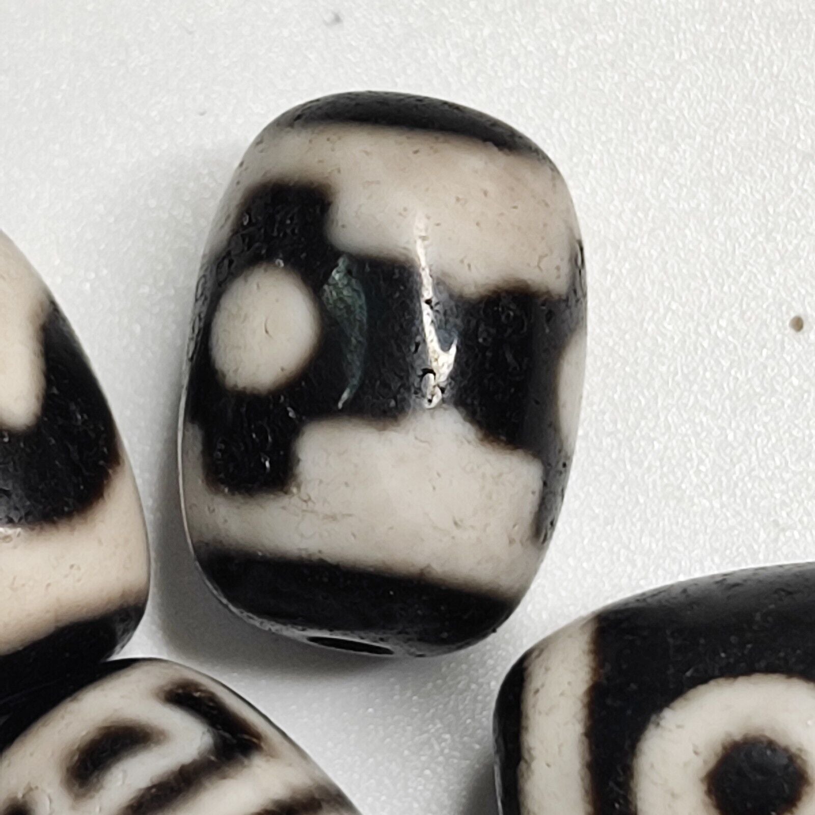 Lot 5 Powerful Unique patterns  Tibetan Agate Dzi Bead Amulet 129