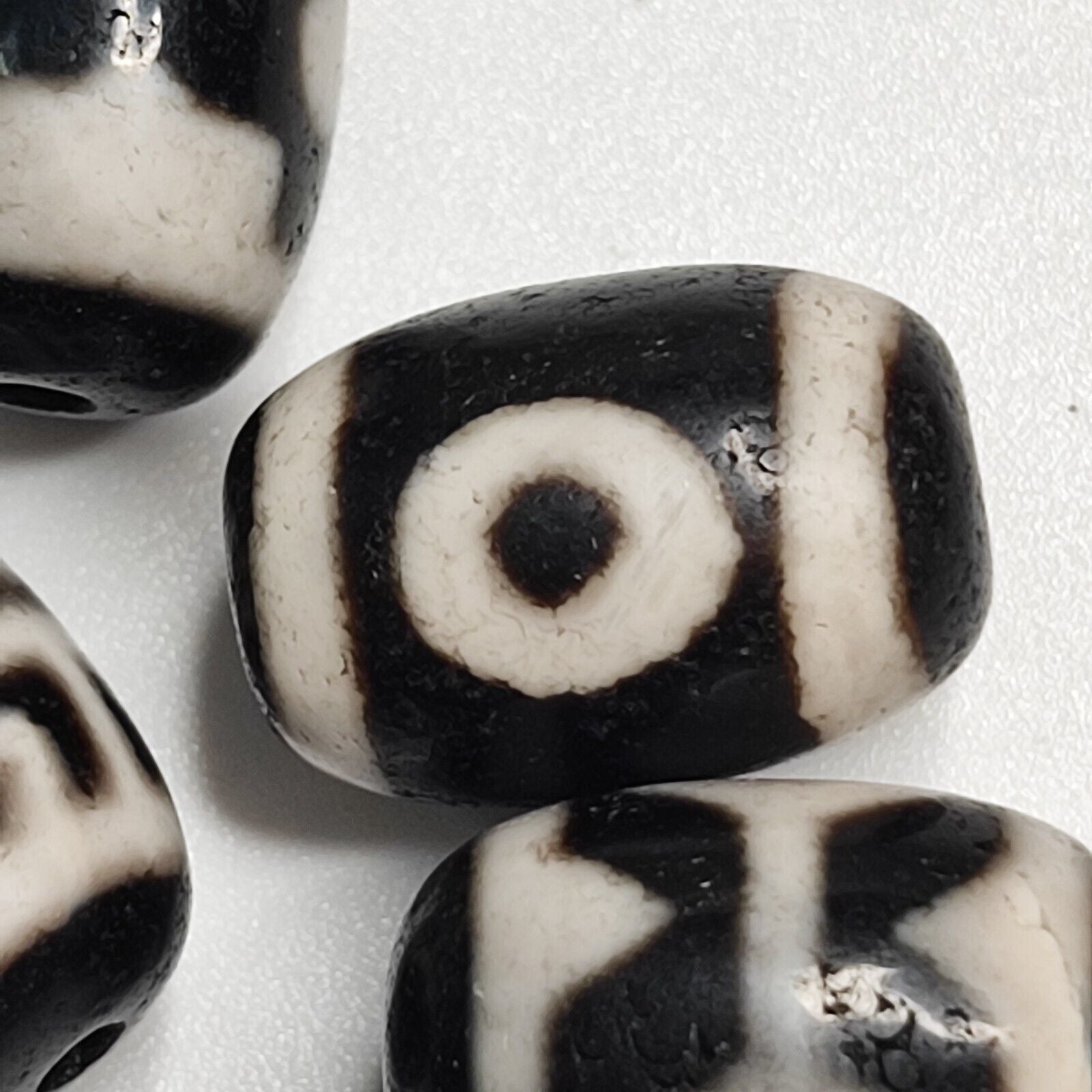 Lot 5 Powerful Unique patterns  Tibetan Agate Dzi Bead Amulet 129