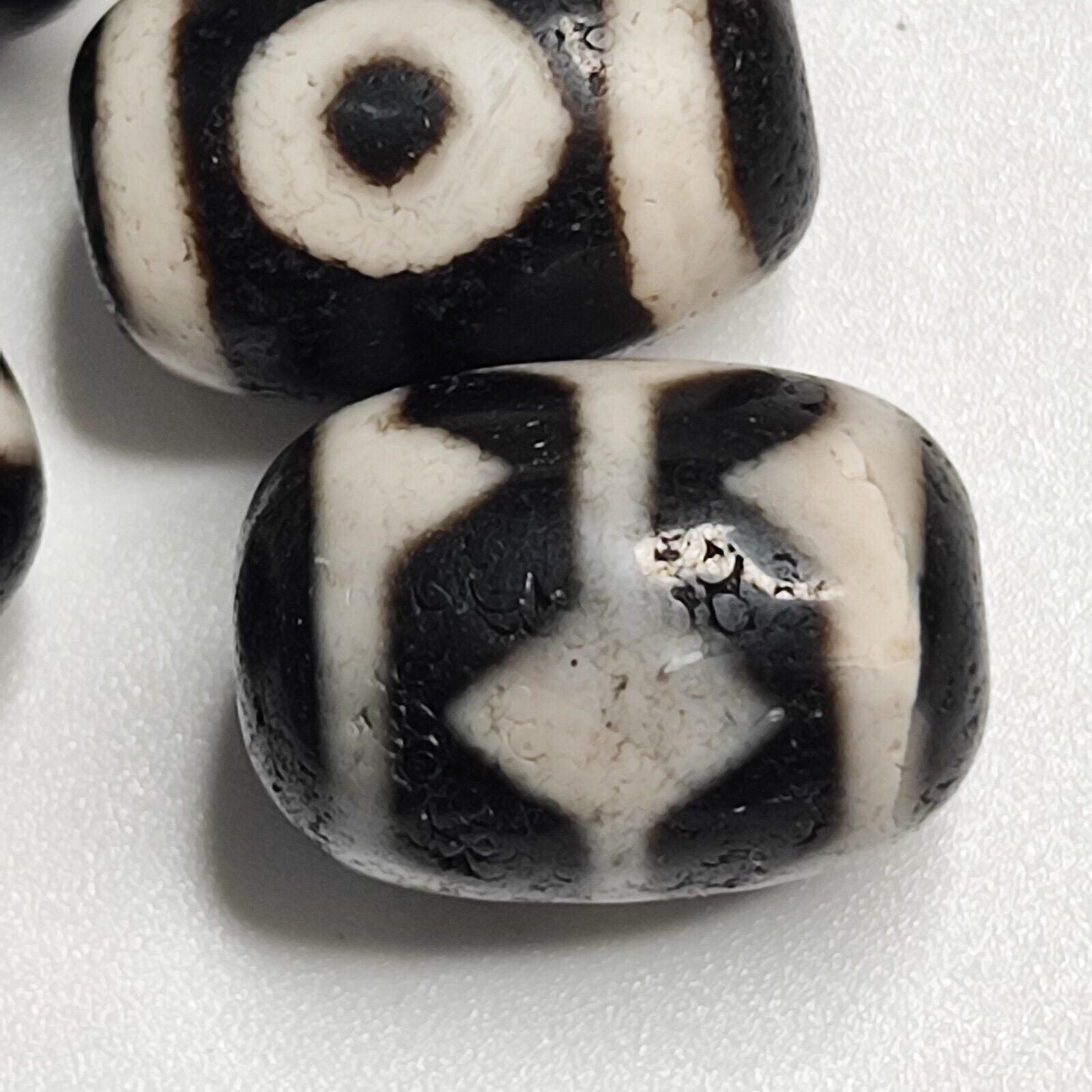 Lot 5 Powerful Unique patterns  Tibetan Agate Dzi Bead Amulet 129