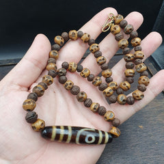 Antique Old Himalayan Indo Tibetan Agate Beads Unique pattern Dzi Necklace
