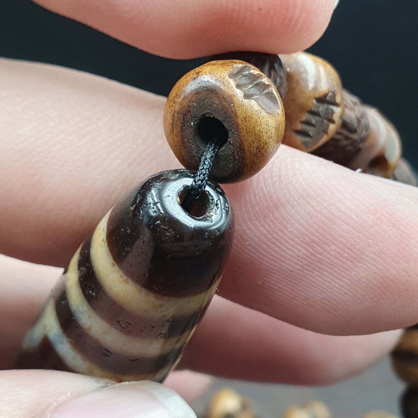 Antique Old Himalayan Indo Tibetan Agate Beads Unique pattern Dzi Necklace