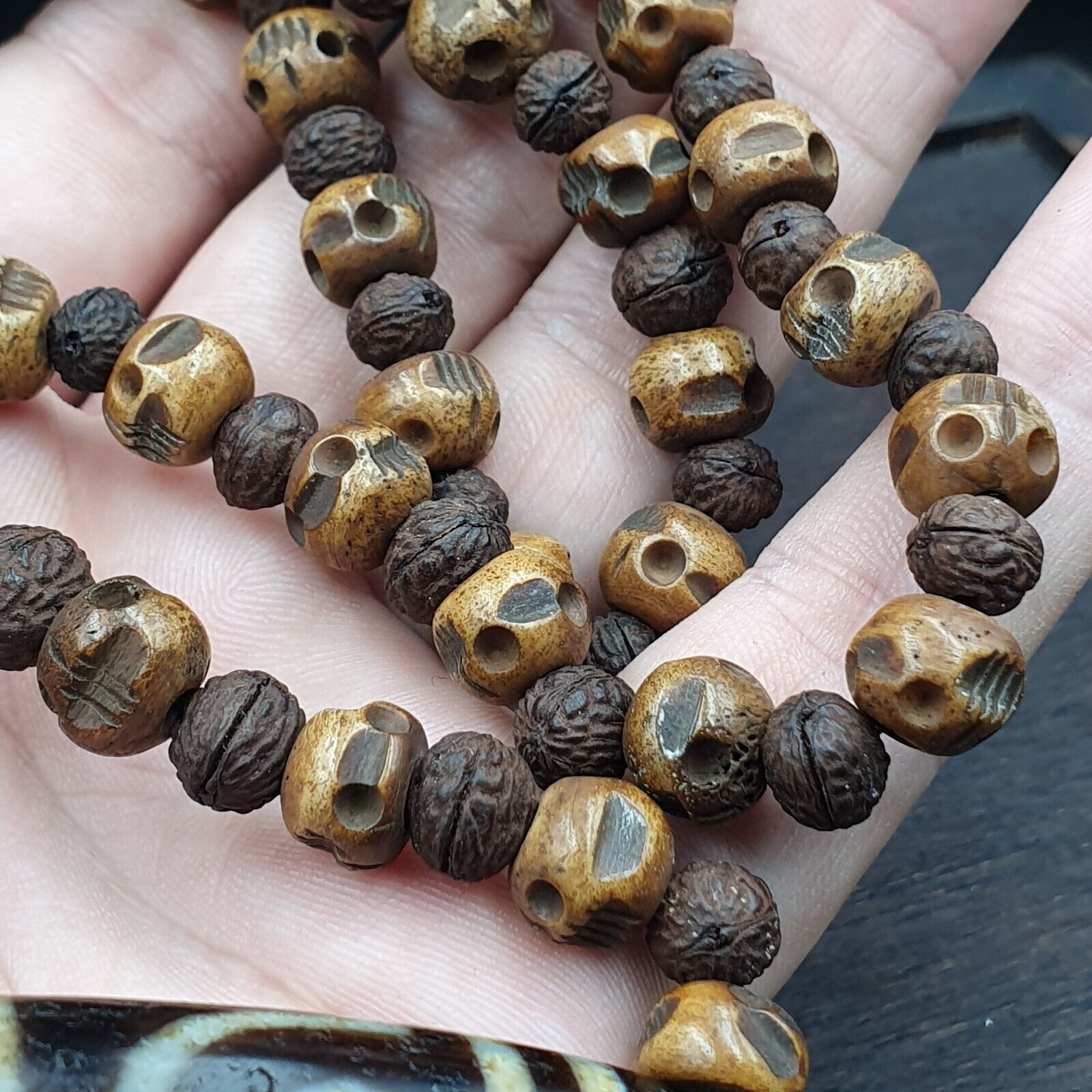 Antique Old Himalayan Indo Tibetan Agate Beads Unique pattern Dzi Necklace