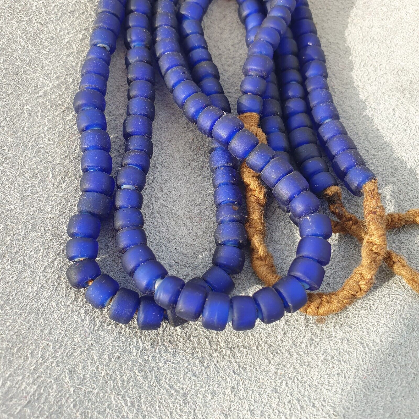 BEAUTIFUL OLD AFRICAN Cobalt blue GLASS ANTIQUE Style BEADS 7MM