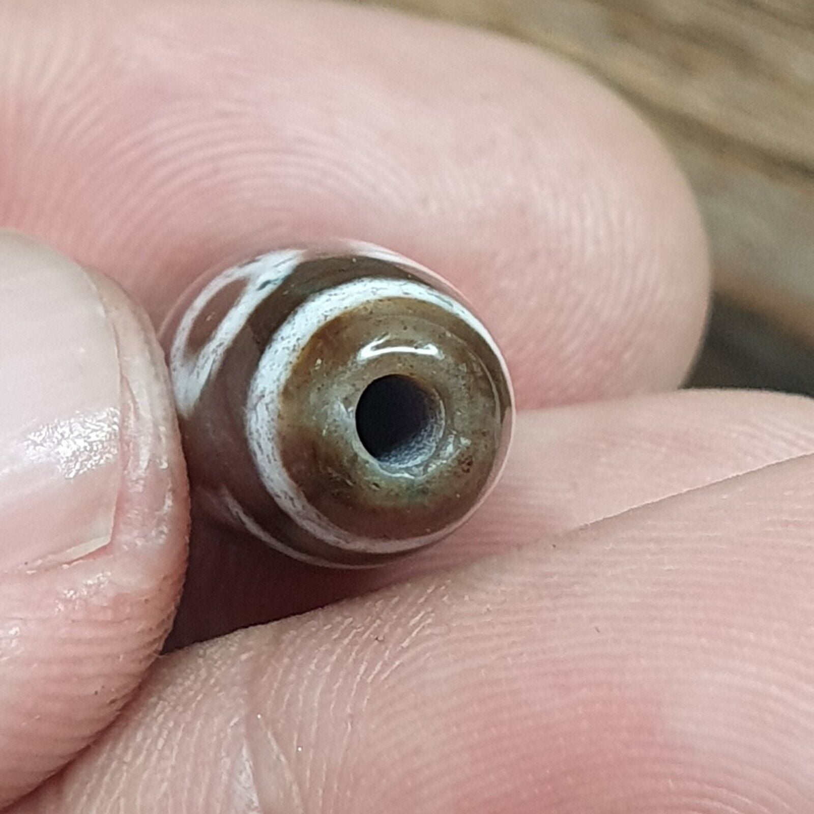 Eye Bead Tibetan dzi bead old amulet Agate Tibet gzi pendant