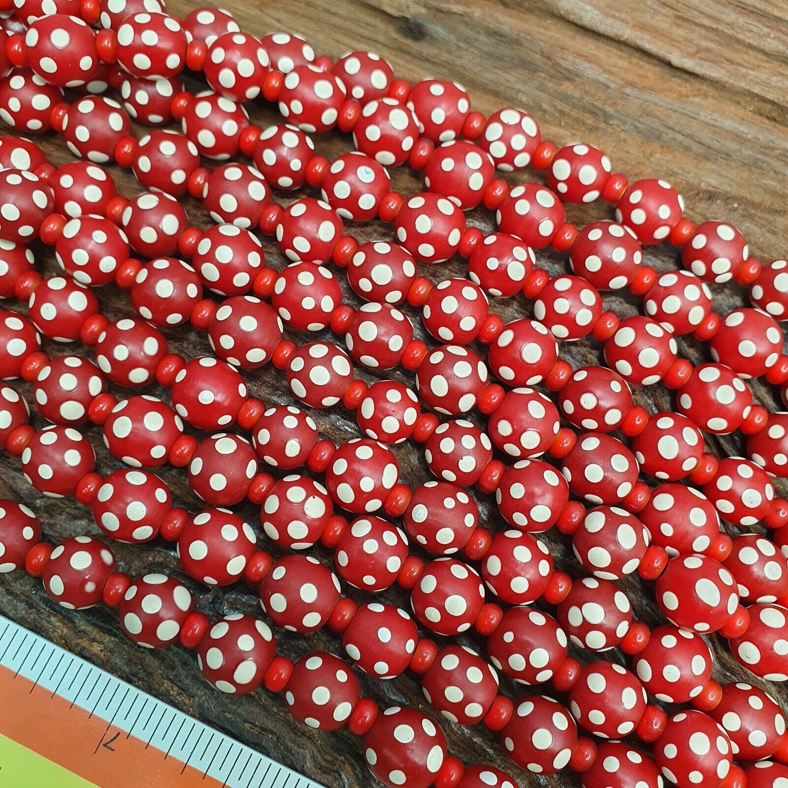 Venetian red Whiteheart and venetian Inspired Red Skunk Glass Beads Necklace