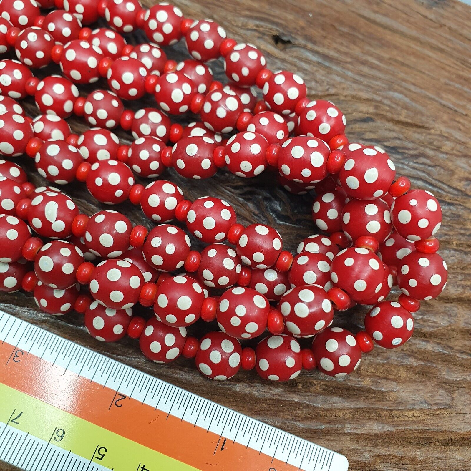 Venetian red Whiteheart and venetian Inspired Red Skunk Glass Beads Necklace