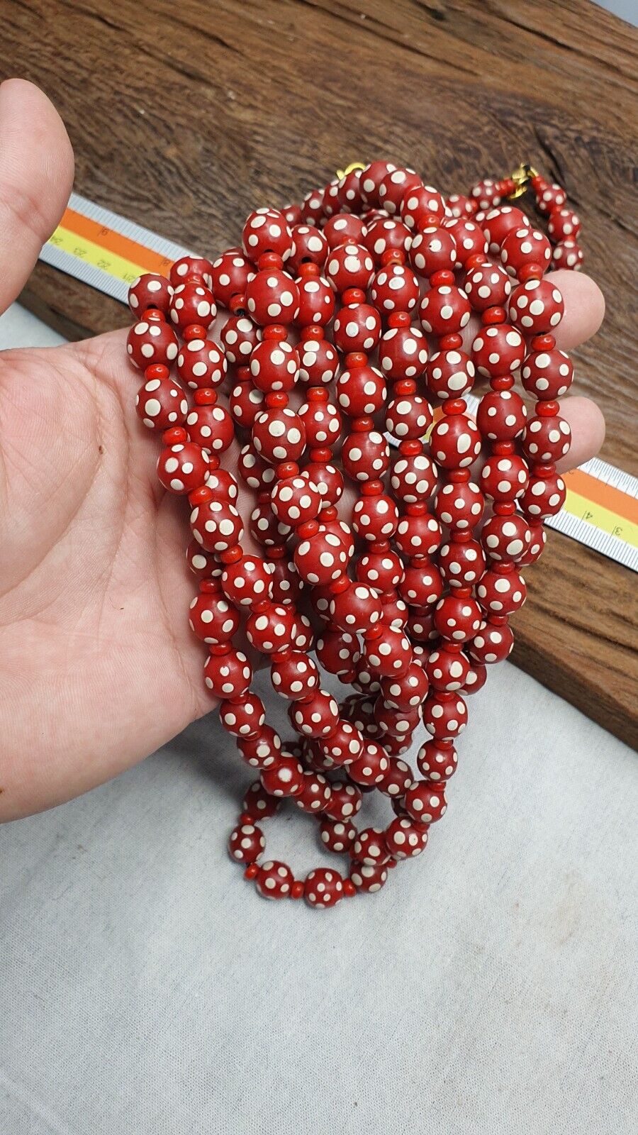 Venetian red Whiteheart and venetian Inspired Red Skunk Glass Beads Necklace