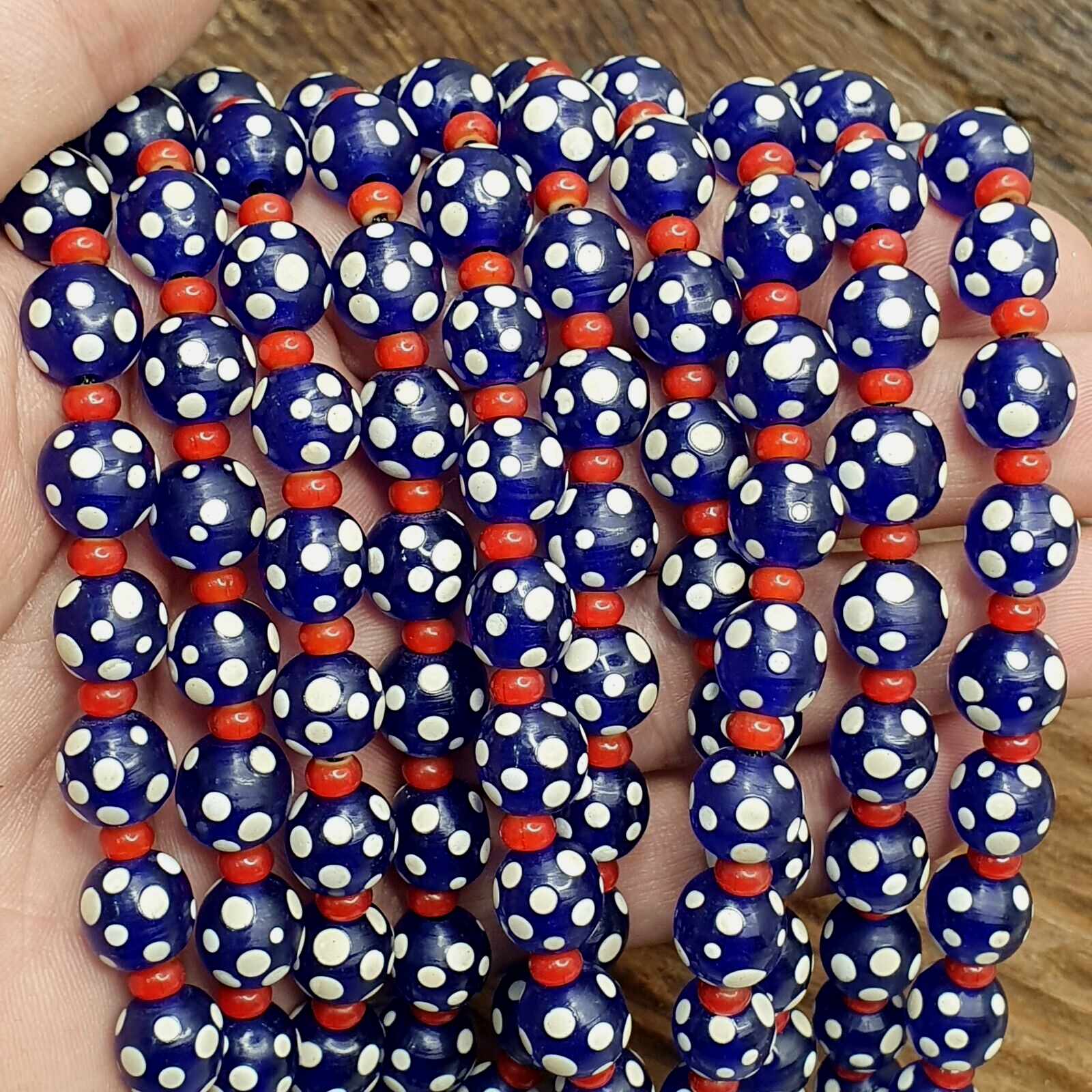 Venetian red Whiteheart and venetian Inspired Blue Skunk Glass Beads Necklace