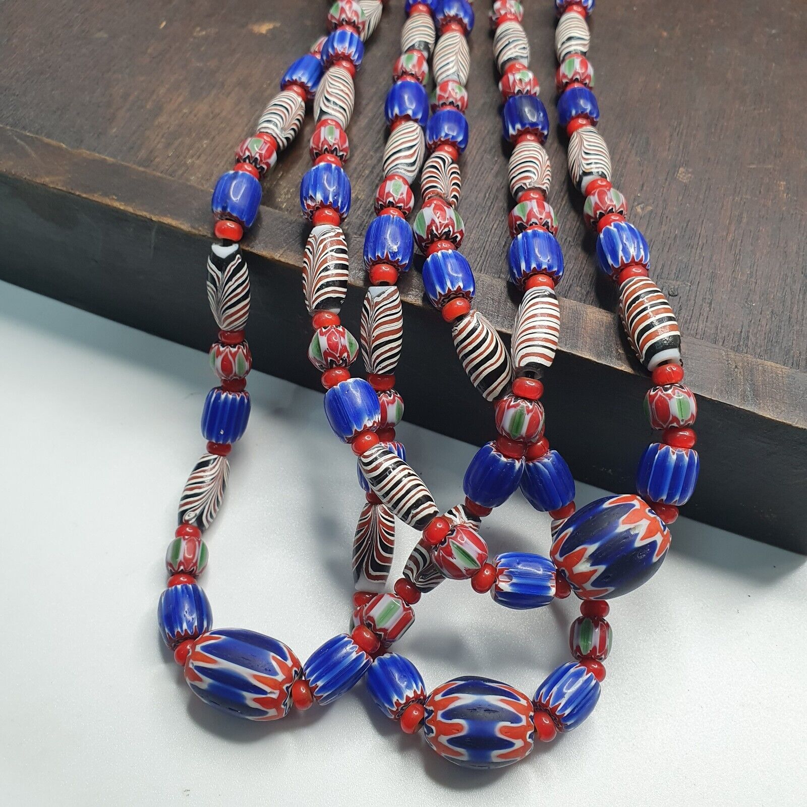 White heart With Venetian Style Chevron, Feather Beads Necklace.