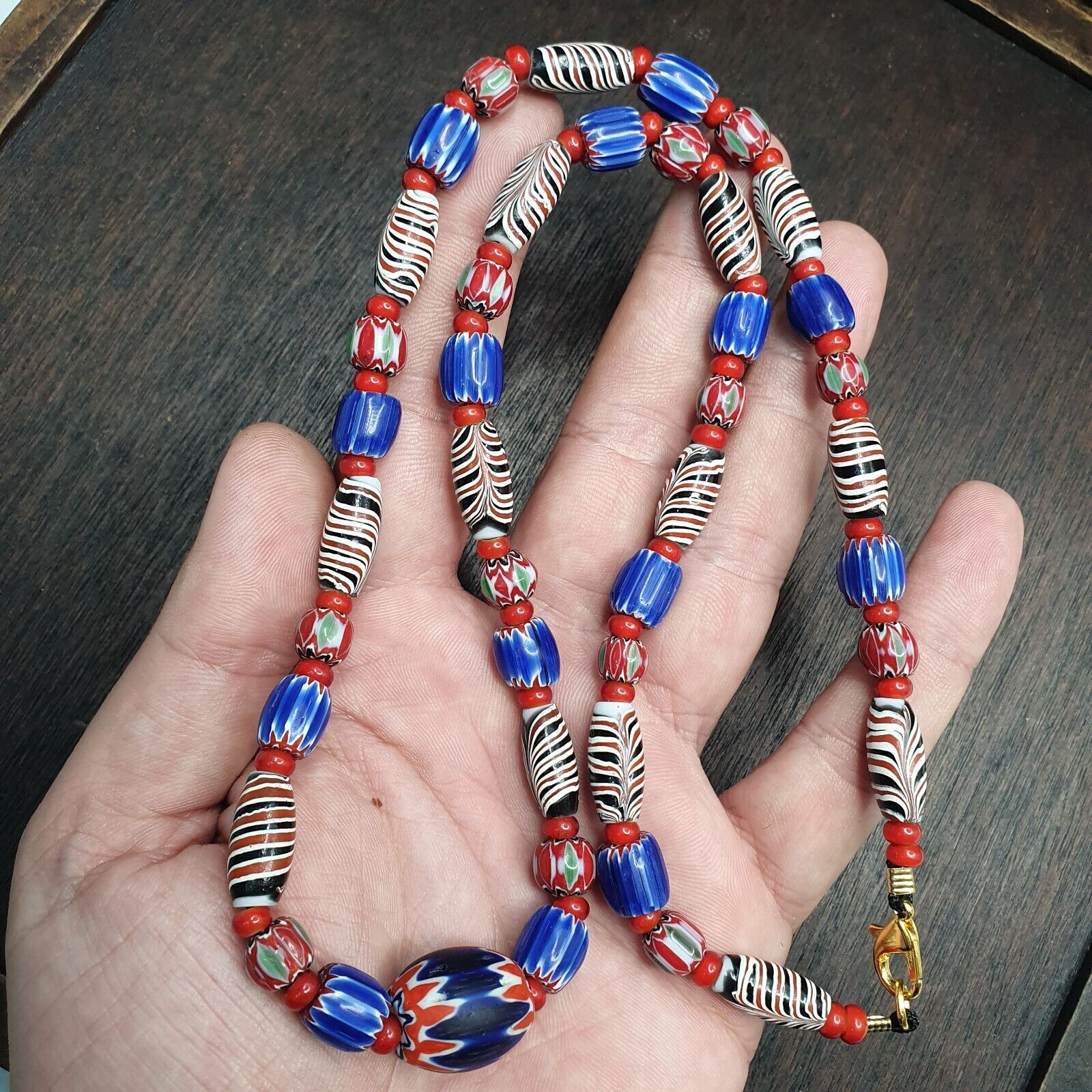 White heart With Venetian Style Chevron, Feather Beads Necklace.
