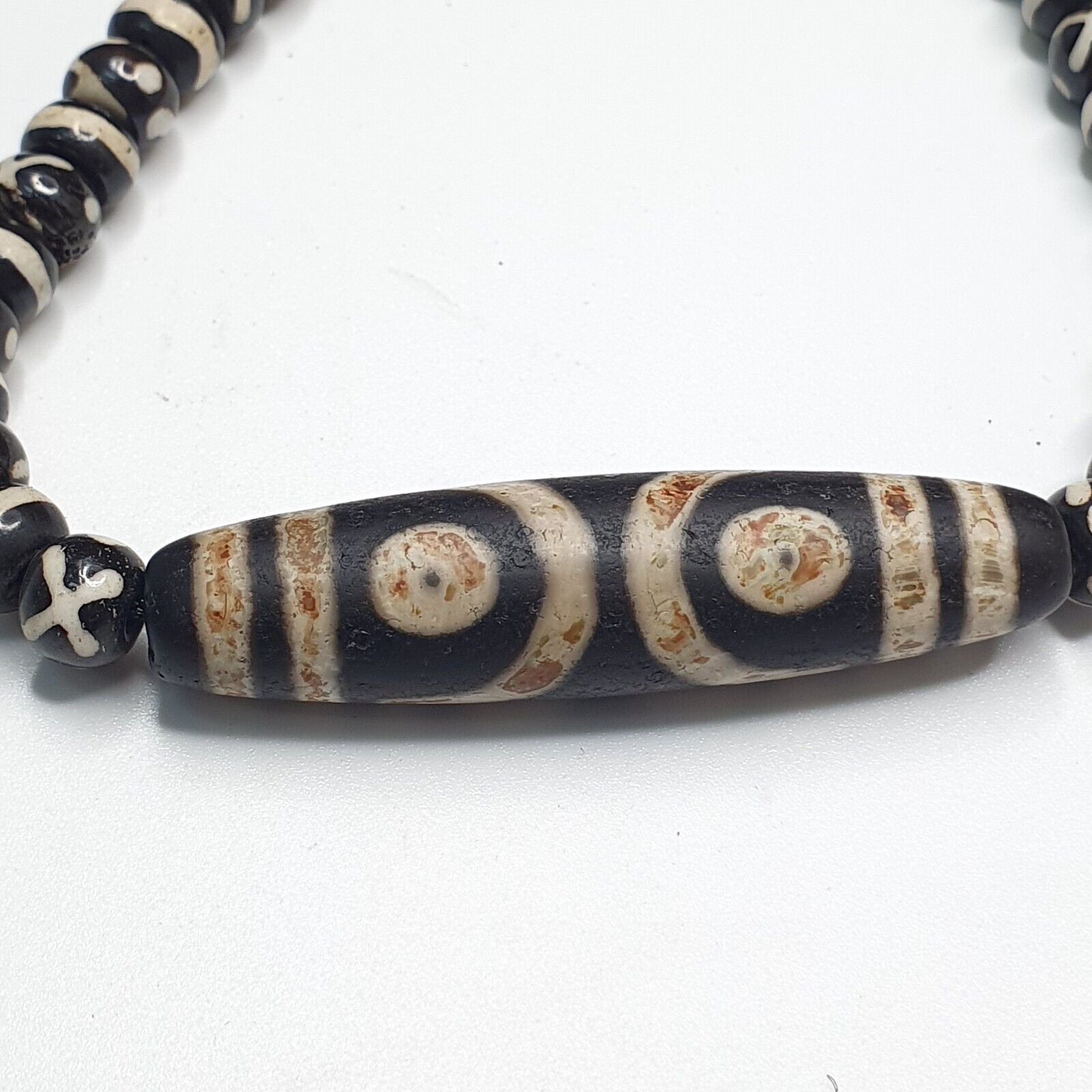 Indo Tibetan Himalayan Bead unique Patterns Dzi Amulet Necklace