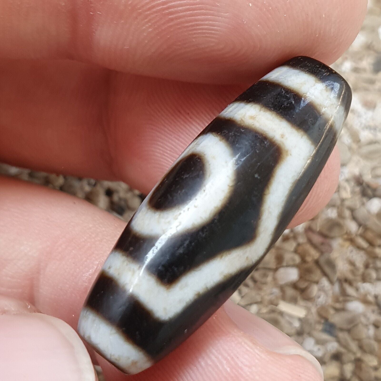 Himalayan Indo Tibetan Agate 3 Circle Eyes Bead Dzi Amulet ATB-3