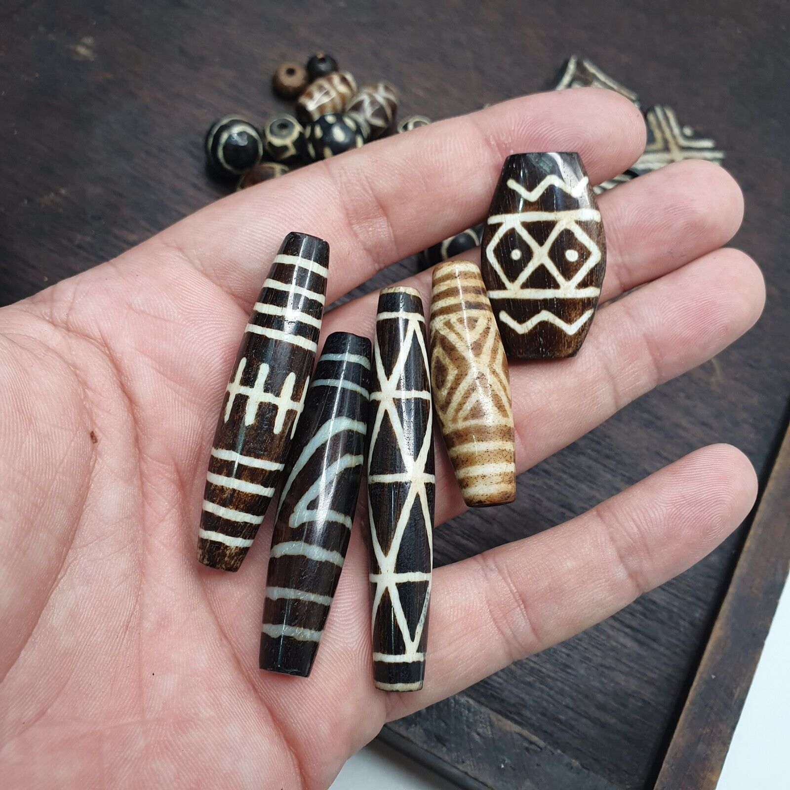 Lot 29 Antique Vintange PUMTEK PYU Beads Rare pattern SILKY PATINA