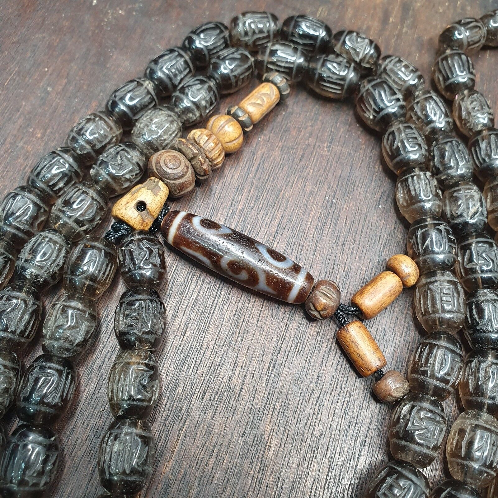 TIBETAN ANTIQUE Carving Smoky Quartz 108 beads with dzi Agate Rosary MALA