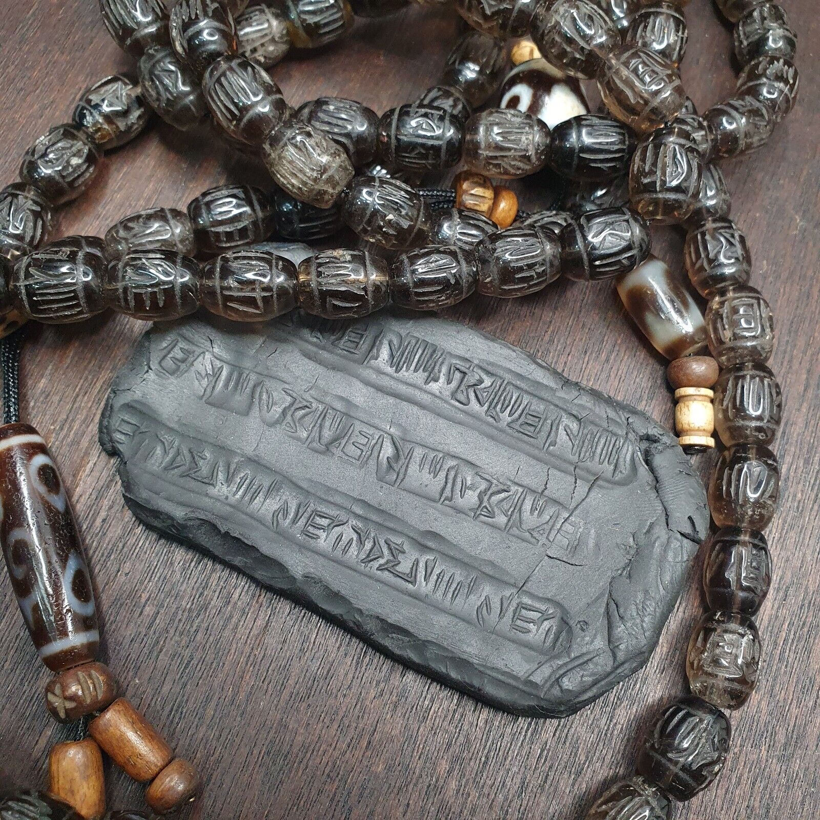 TIBETAN ANTIQUE Carving Smoky Quartz 108 beads with dzi Agate Rosary MALA