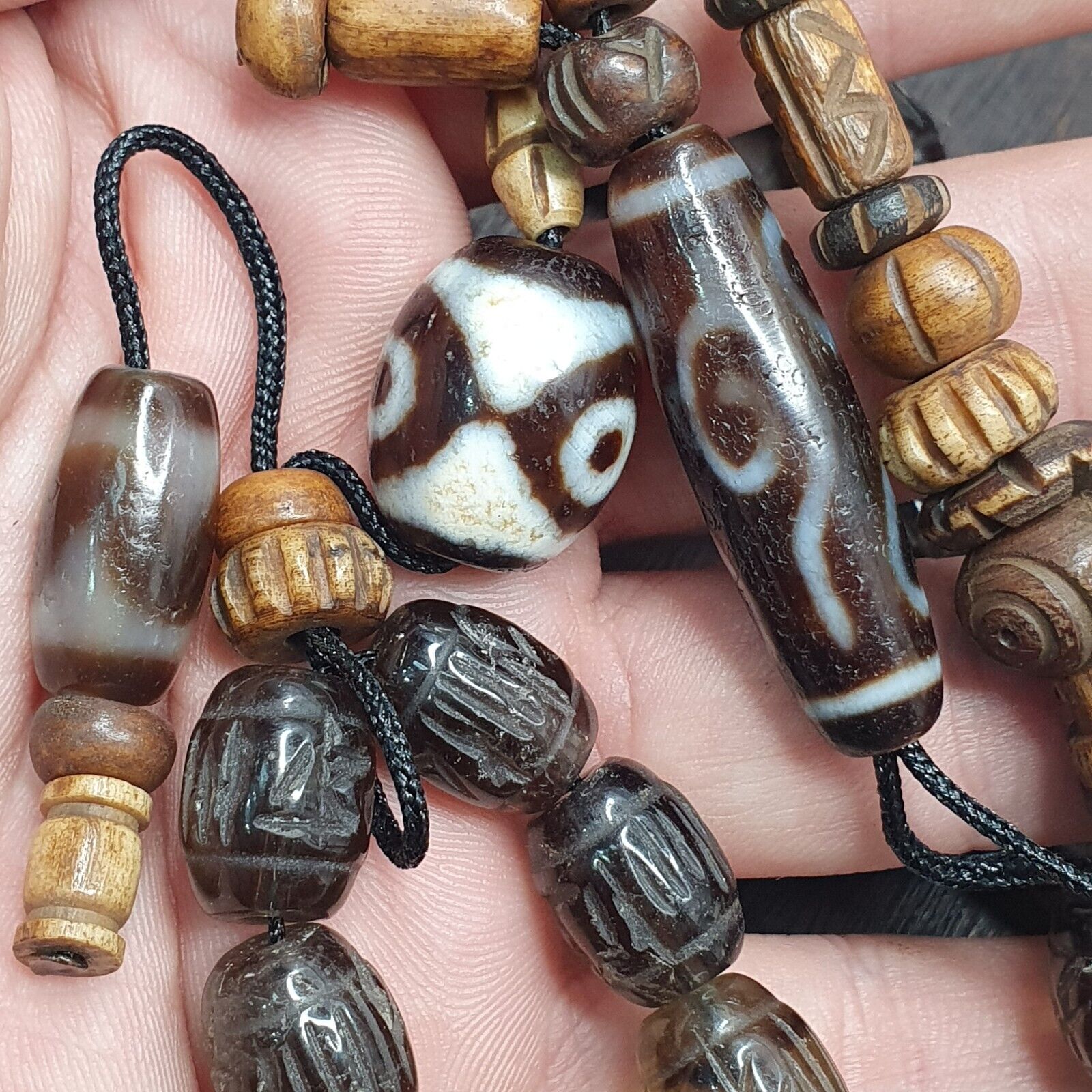 TIBETAN ANTIQUE Carving Smoky Quartz 108 beads with dzi Agate Rosary MALA