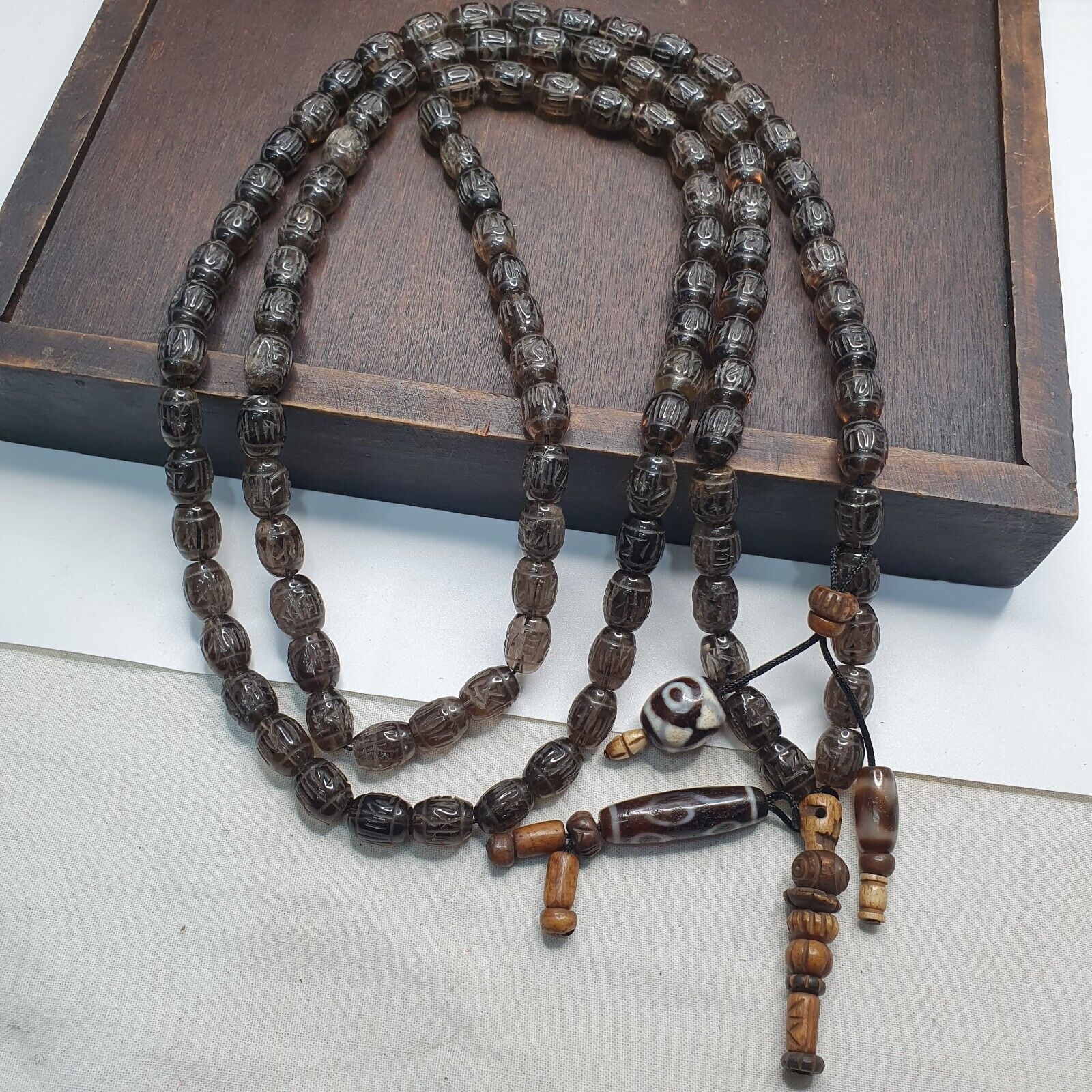 TIBETAN ANTIQUE Carving Smoky Quartz 108 beads with dzi Agate Rosary MALA