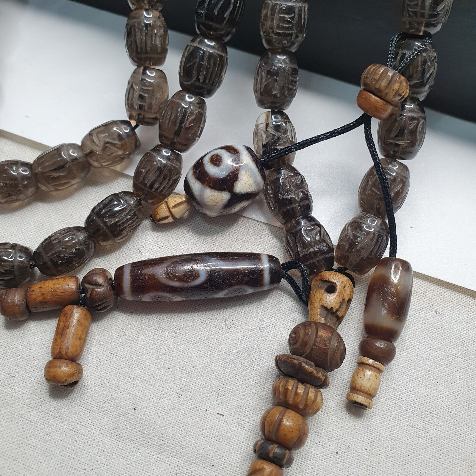 TIBETAN ANTIQUE Carving Smoky Quartz 108 beads with dzi Agate Rosary MALA