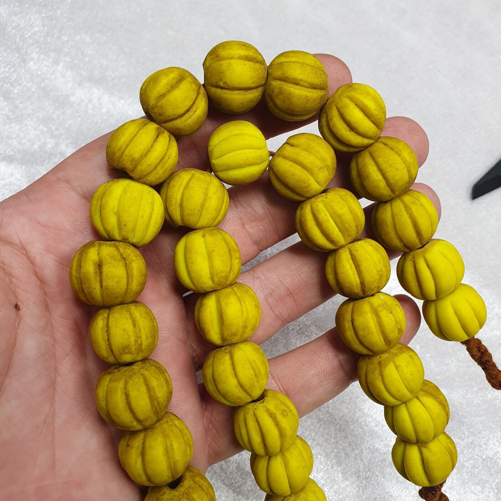 BEAUTIFUL OLD AFRICAN Melon Yellow GLASS Vintage BEADS Strand 16MM