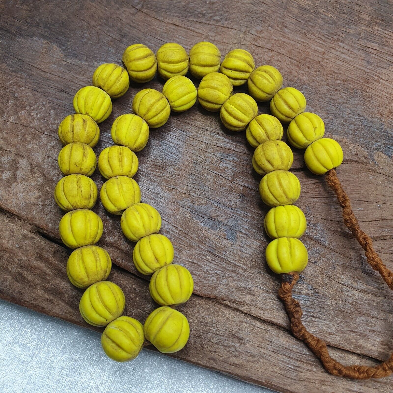 BEAUTIFUL OLD AFRICAN Melon Yellow GLASS Vintage BEADS Strand 16MM