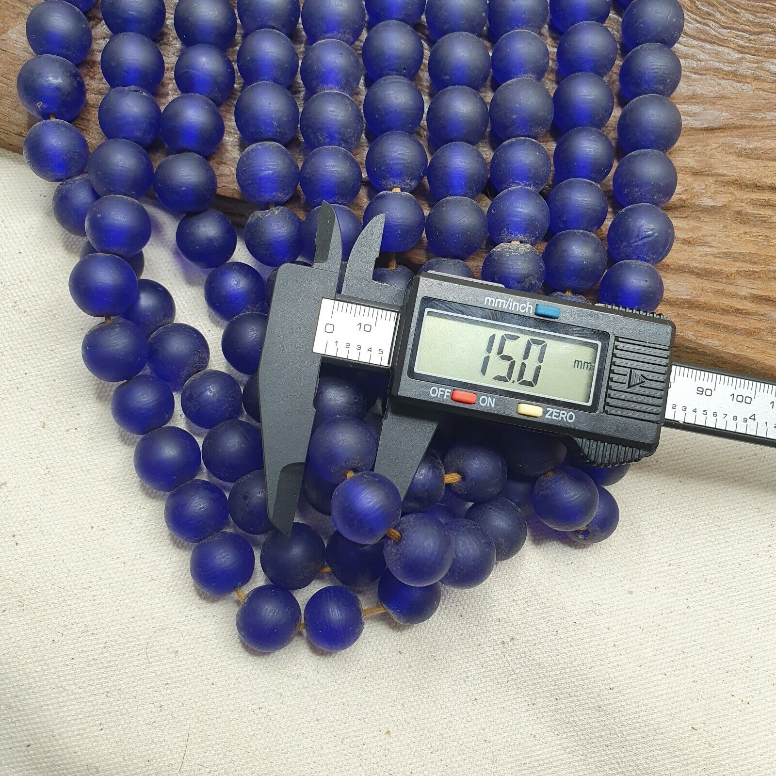 BEAUTIFUL OLD AFRICAN Blue GLASS ANTIQUE BEADS 15-16MM