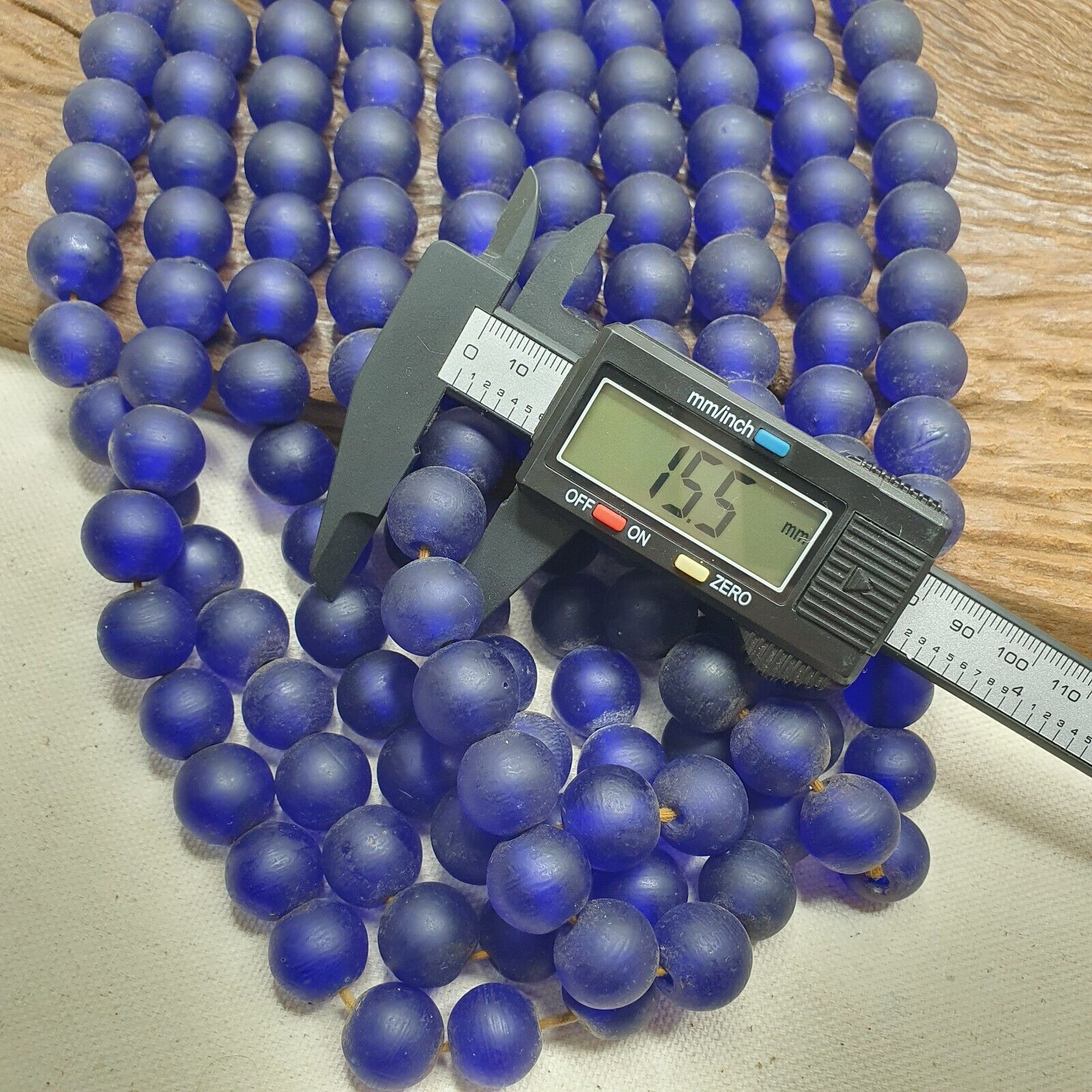 BEAUTIFUL OLD AFRICAN Blue GLASS ANTIQUE BEADS 15-16MM