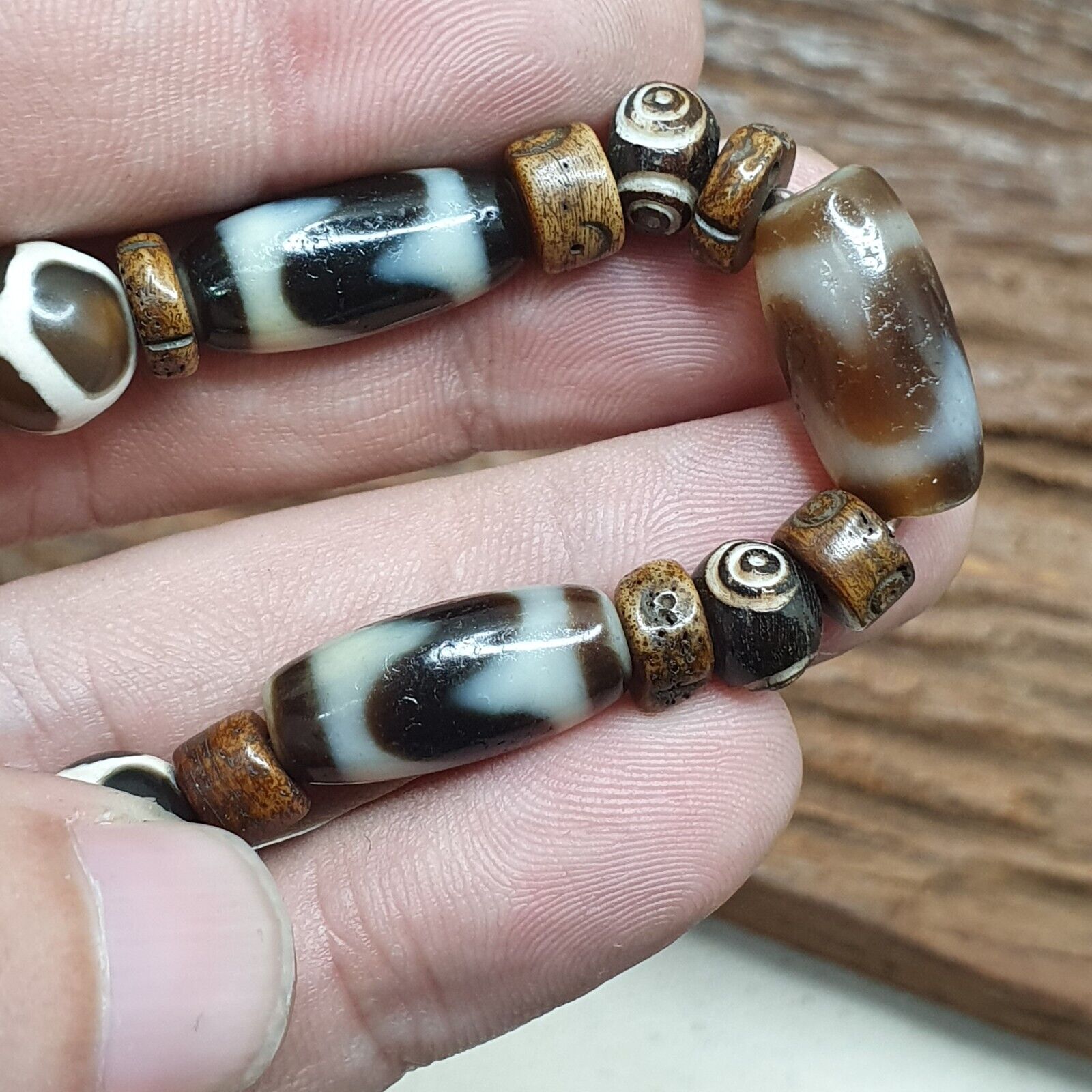 Protective Eyes Lucky Tibetan Mix Patterns Agate Dzi Beads Bracelet TBB-2